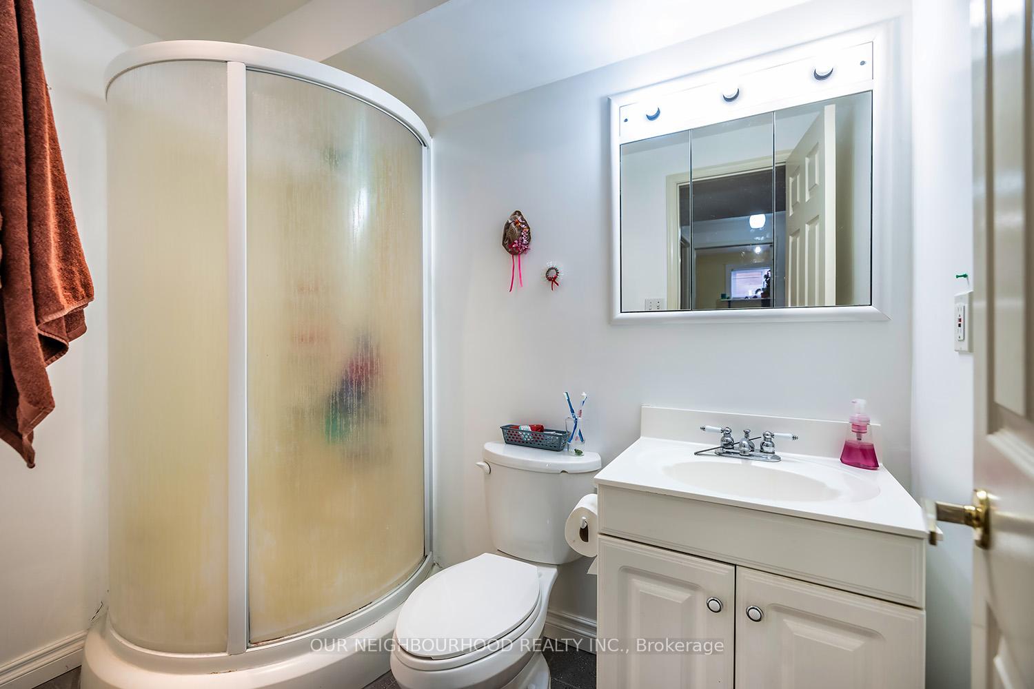 Photo 31 of 536 Steerforth Street, Oshawa, Eastdale — HOMEH