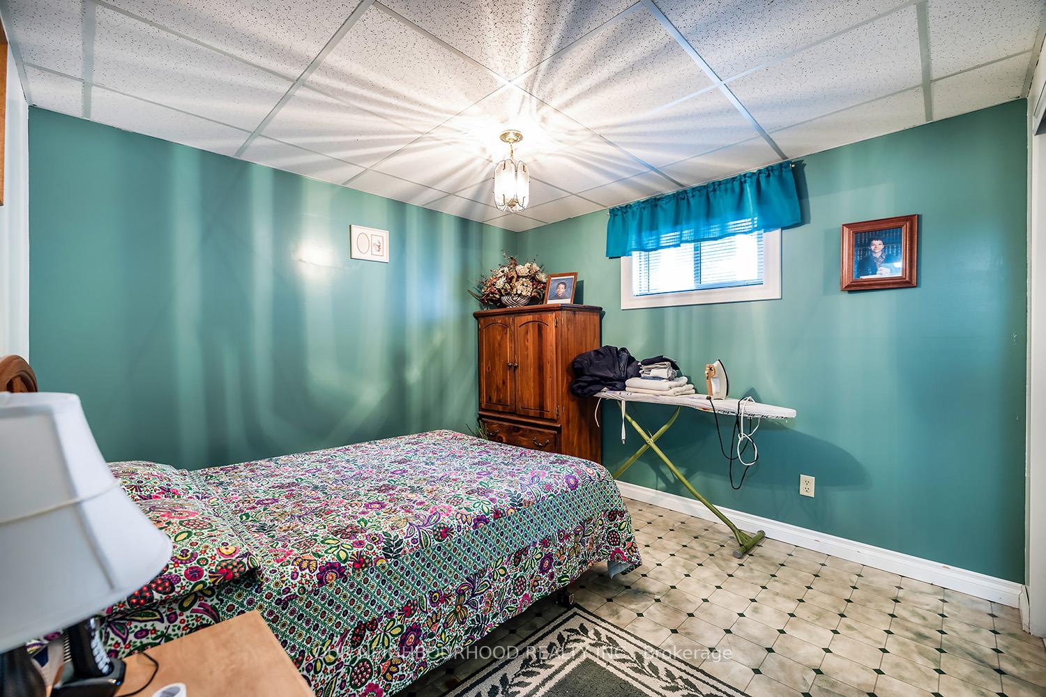 Photo 32 of 536 Steerforth Street, Oshawa, Eastdale — HOMEH