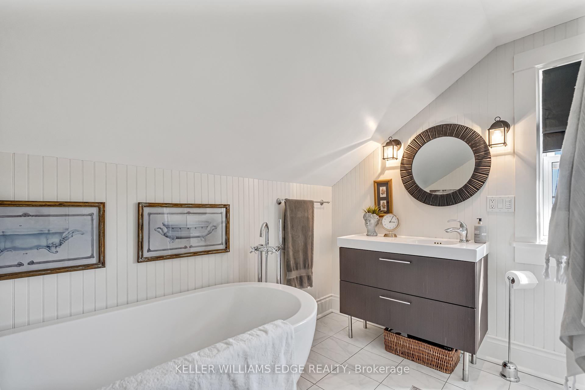 Photo 36 of 1288 Brock Road, Hamilton, Rural Flamborough — HOMEH