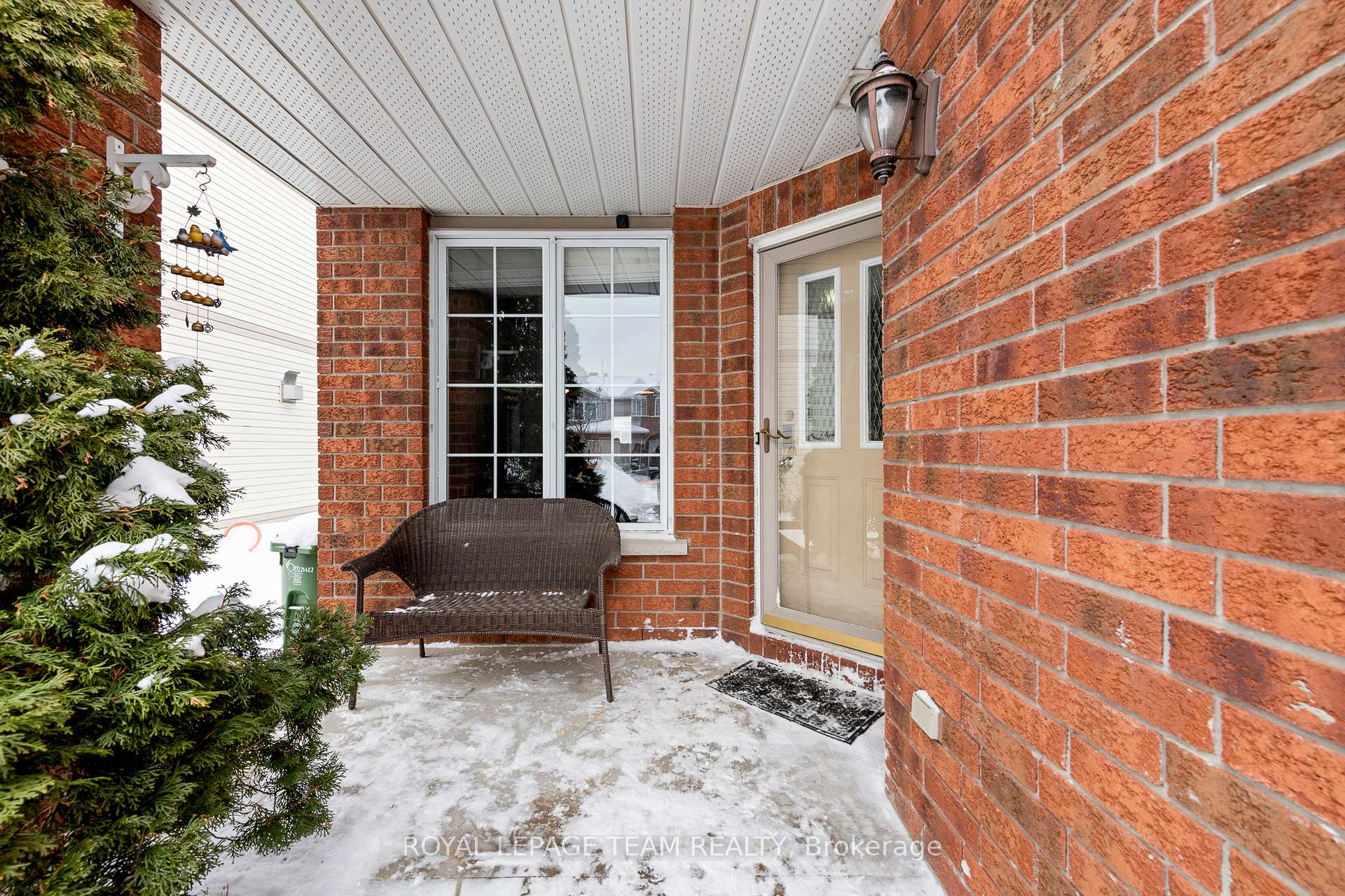 Photo 3 of 35 Wittingham Drive, Ottawa, Barrhaven East — HOMEH