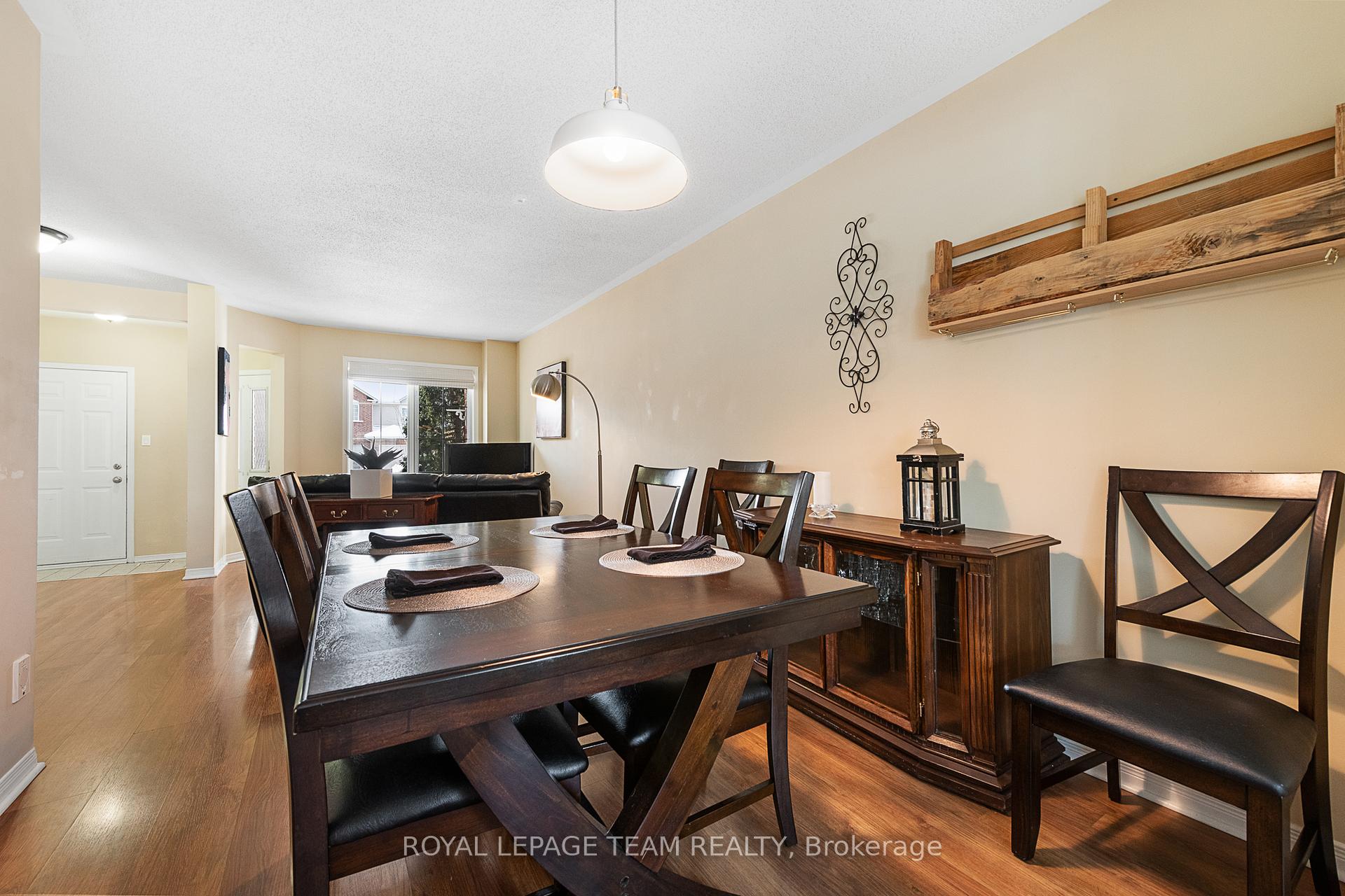 Photo 14 of 35 Wittingham Drive, Ottawa, Barrhaven East — HOMEH