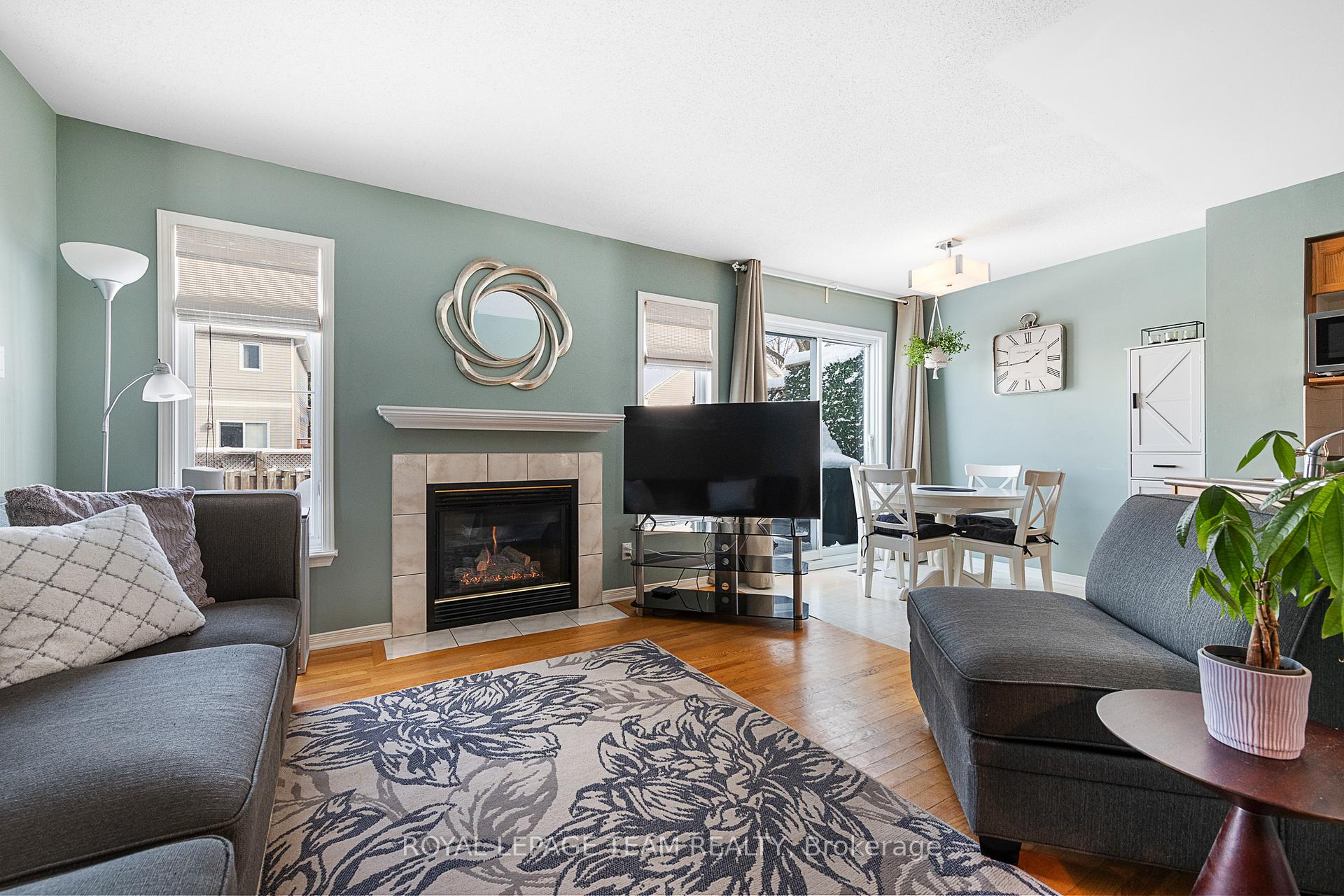 Photo 15 of 35 Wittingham Drive, Ottawa, Barrhaven East — HOMEH