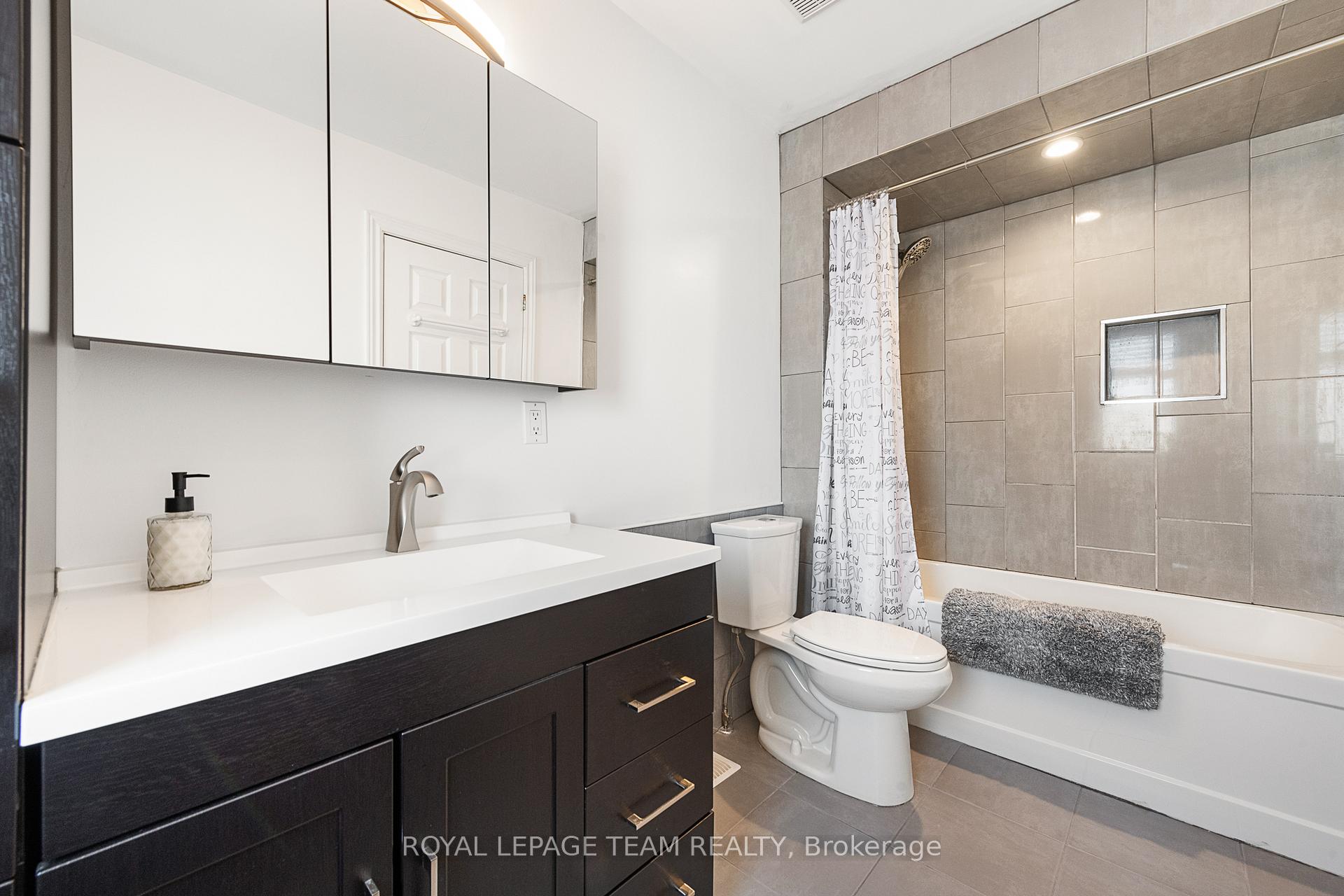 Photo 37 of 35 Wittingham Drive, Ottawa, Barrhaven East — HOMEH