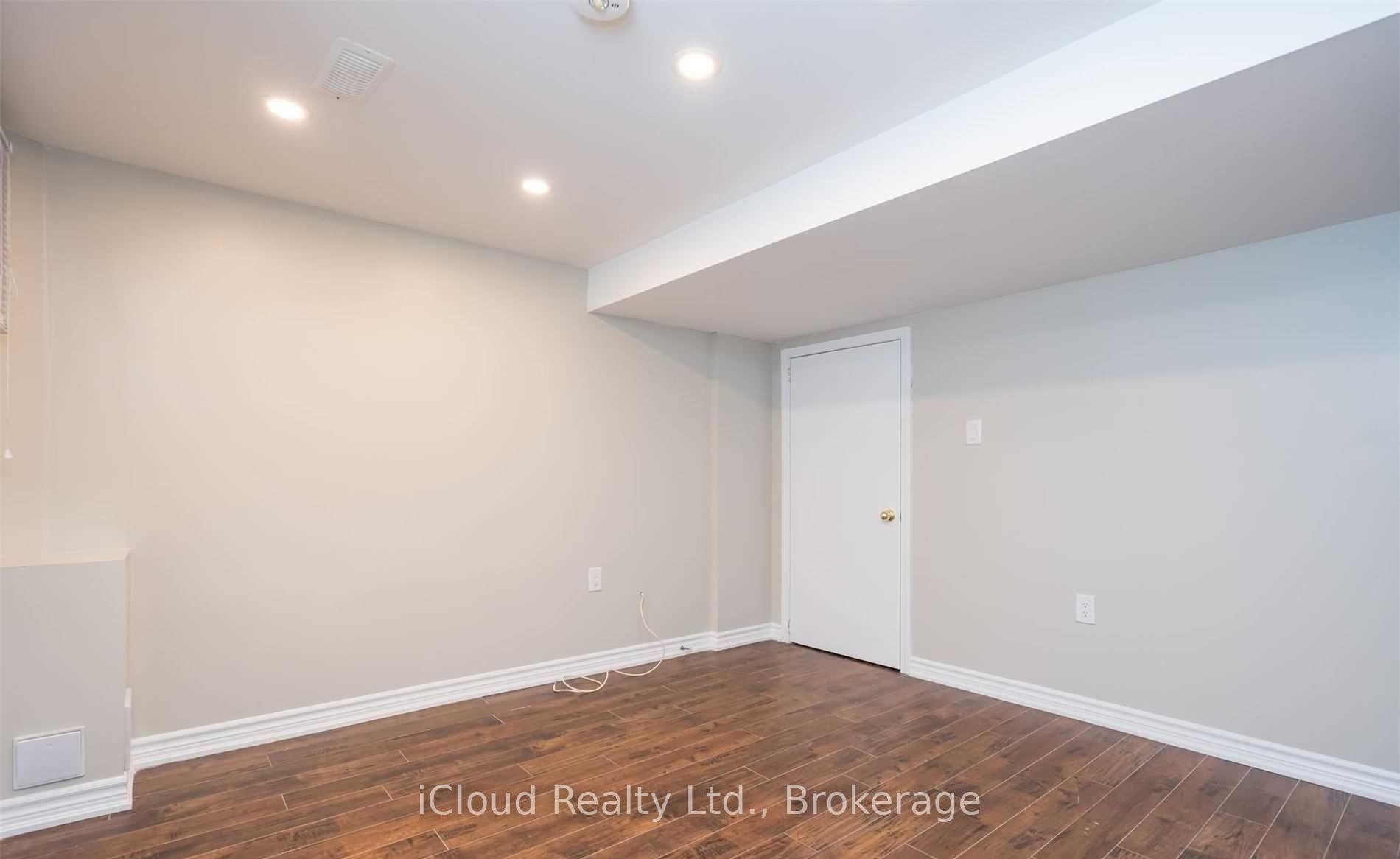 Photo 6 of Unit Lower, 60 Schooner Drive, Brampton, Fletcher's Meadow — HOMEH