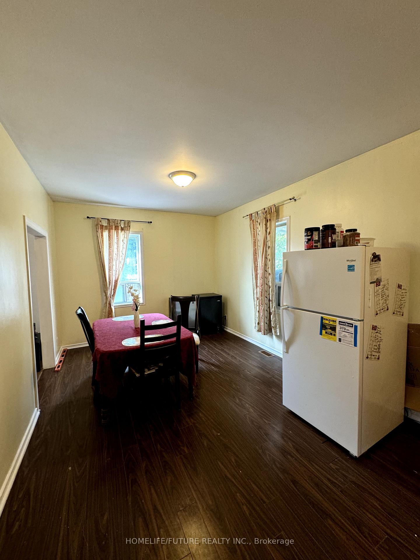 Photo 8 of 273 Haig Street, Oshawa, O'Neill — HOMEH