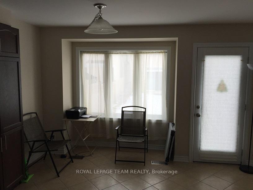 Photo 5 of 3044 Freshwater Way, Ottawa, Barrhaven - Half Moon Bay — HOMEH