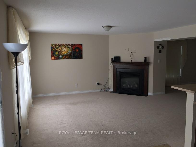 Photo 6 of 3044 Freshwater Way, Ottawa, Barrhaven - Half Moon Bay — HOMEH