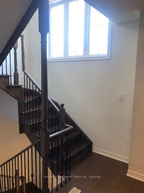 Photo 11 of 46 Hashmi Place, Brampton, Credit Valley — HOMEH