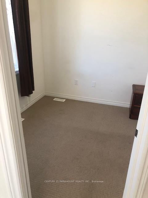 Photo 22 of 46 Hashmi Place, Brampton, Credit Valley — HOMEH