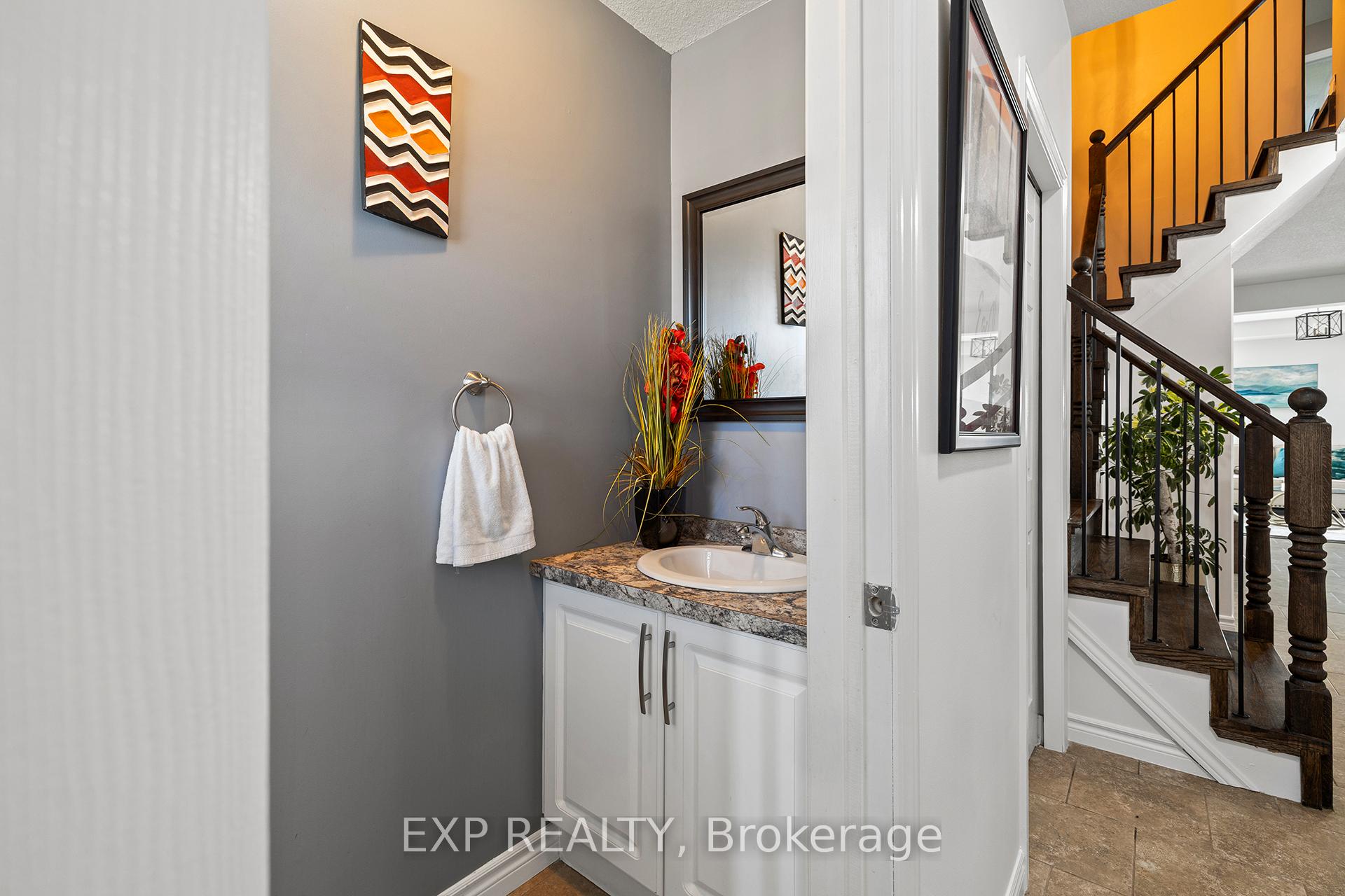 Photo 5 of Unit 61, 9 Hampton Brook Way, Hamilton, Mount Hope — HOMEH