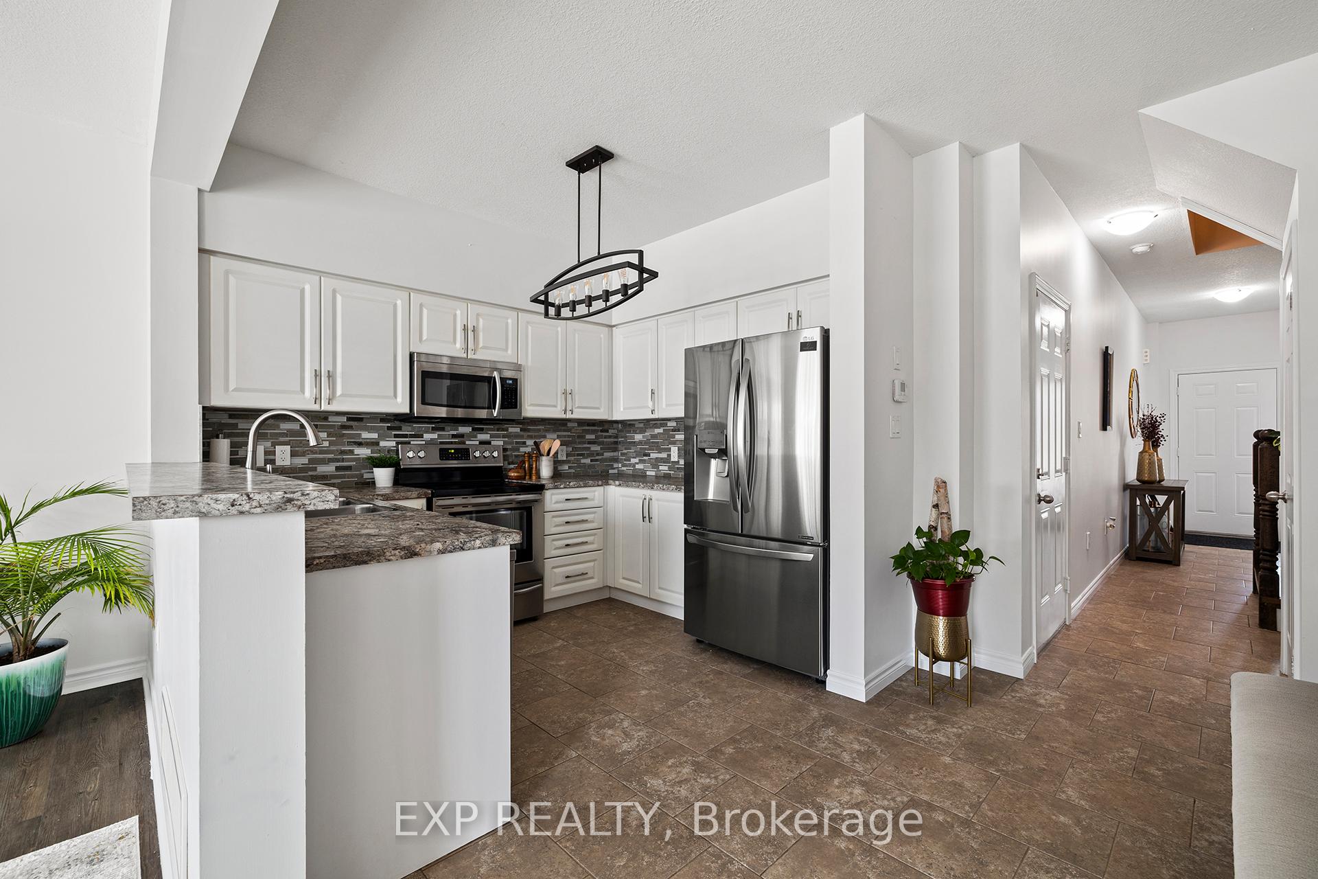 Photo 9 of Unit 61, 9 Hampton Brook Way, Hamilton, Mount Hope — HOMEH
