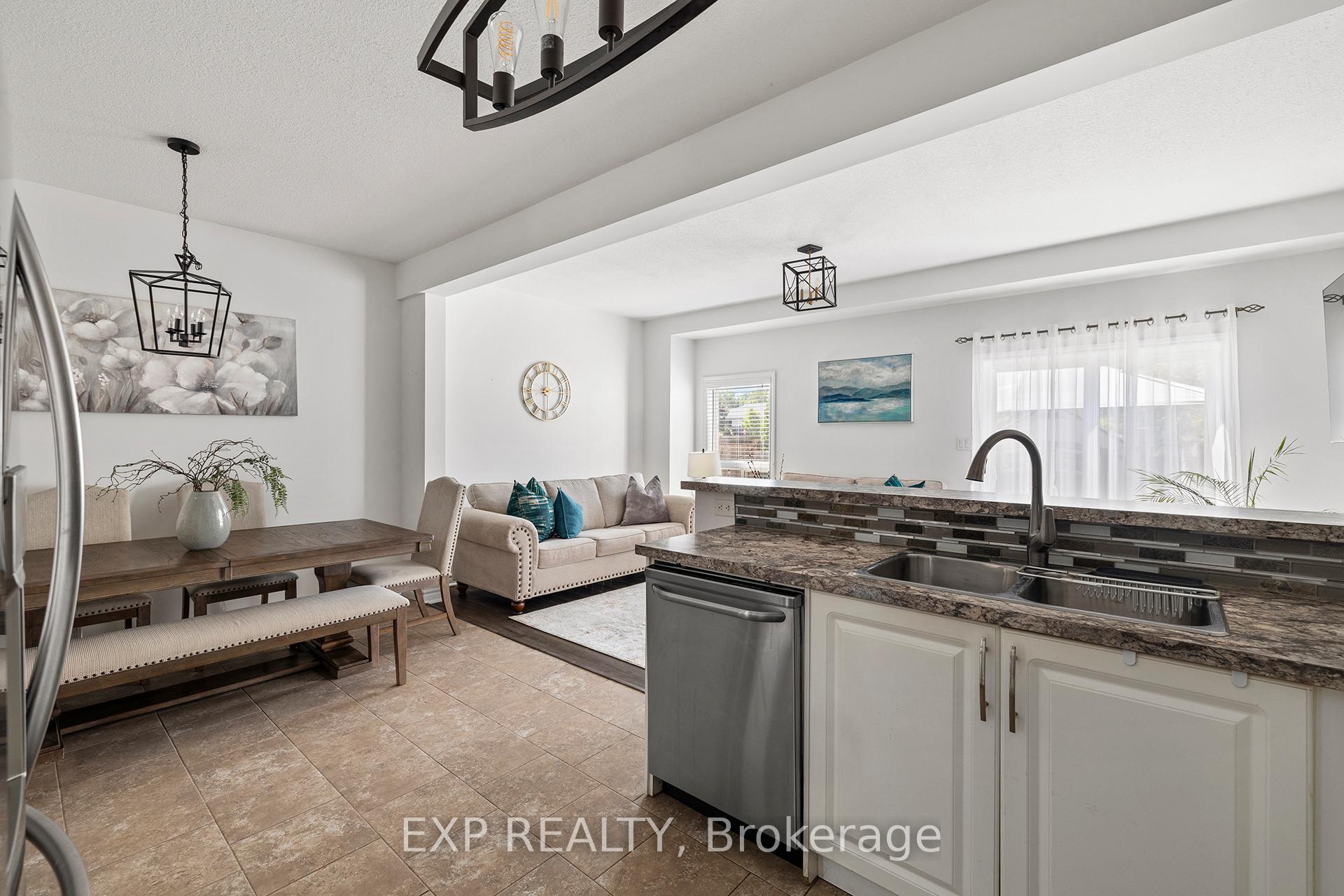 Photo 12 of Unit 61, 9 Hampton Brook Way, Hamilton, Mount Hope — HOMEH