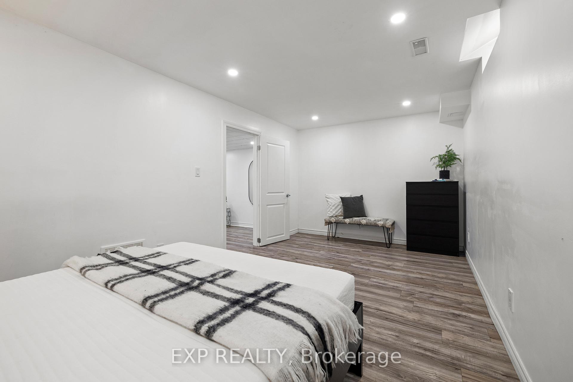 Photo 31 of Unit 61, 9 Hampton Brook Way, Hamilton, Mount Hope — HOMEH