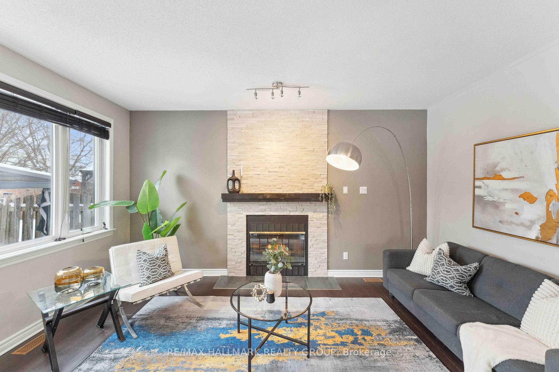 Photo 8 of 30 Avonhurst Avenue, Ottawa, Barrhaven - Longfields — HOMEH
