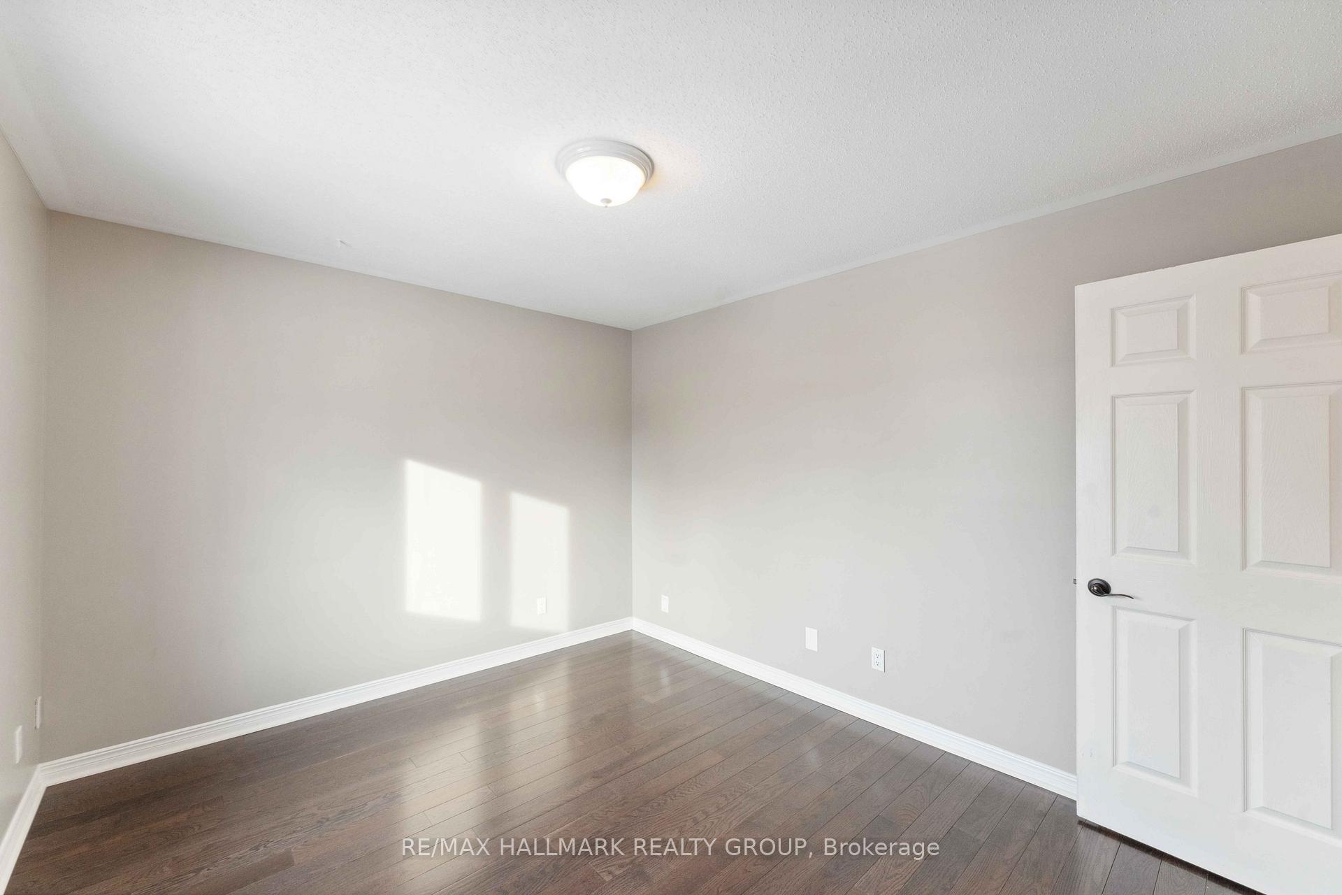 Photo 20 of 30 Avonhurst Avenue, Ottawa, Barrhaven - Longfields — HOMEH