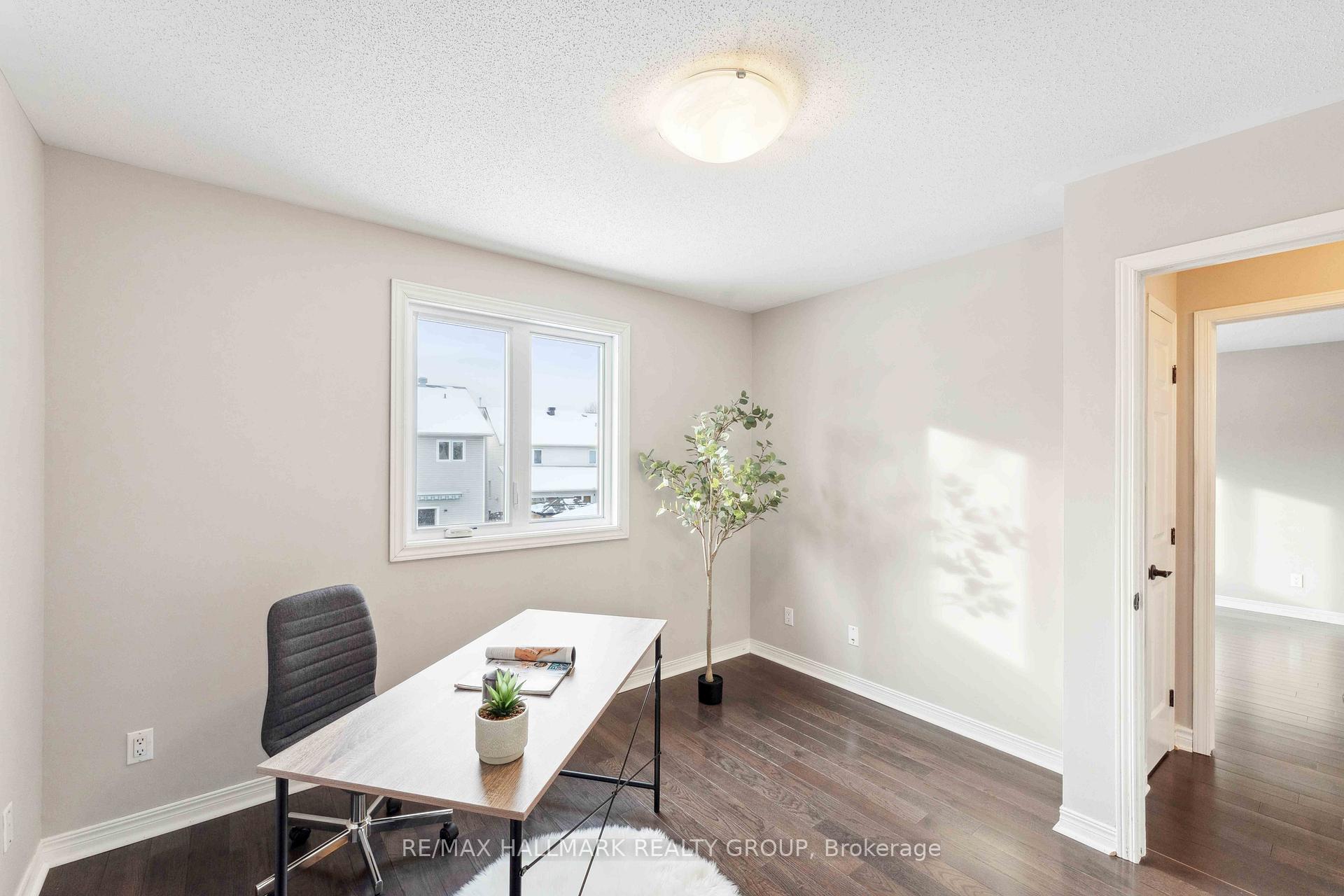 Photo 21 of 30 Avonhurst Avenue, Ottawa, Barrhaven - Longfields — HOMEH