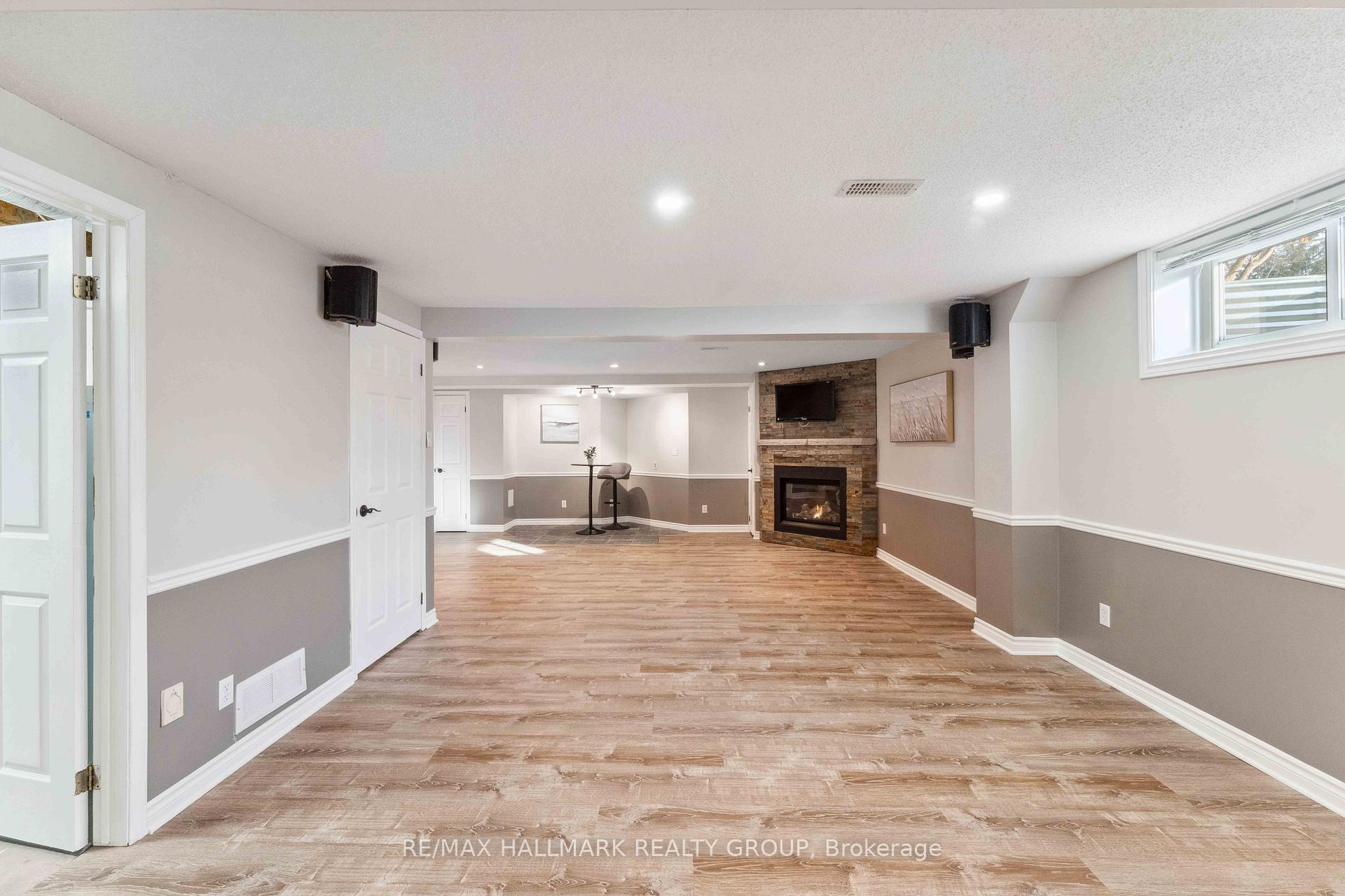 Photo 34 of 30 Avonhurst Avenue, Ottawa, Barrhaven - Longfields — HOMEH