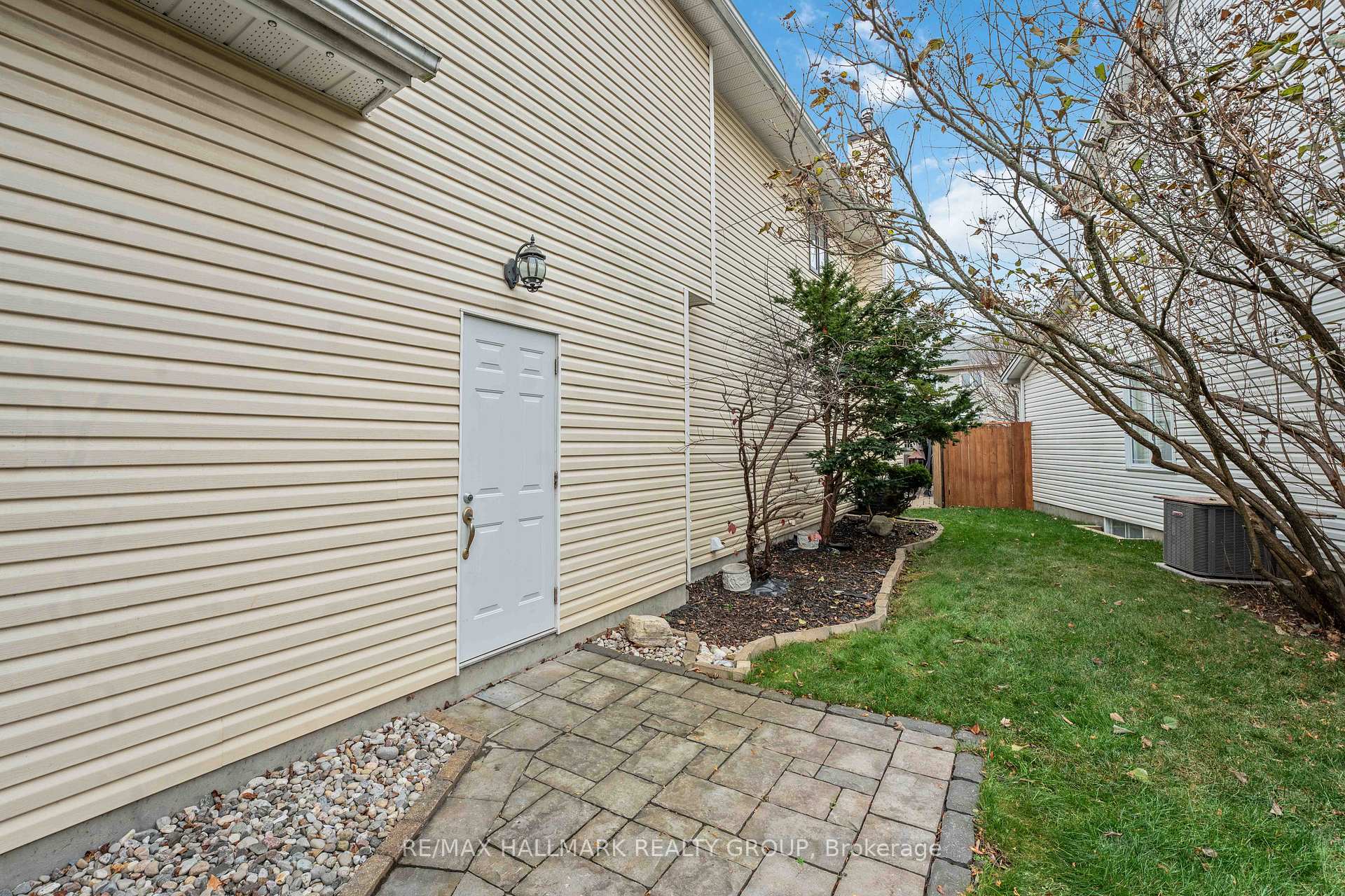 Photo 39 of 30 Avonhurst Avenue, Ottawa, Barrhaven - Longfields — HOMEH