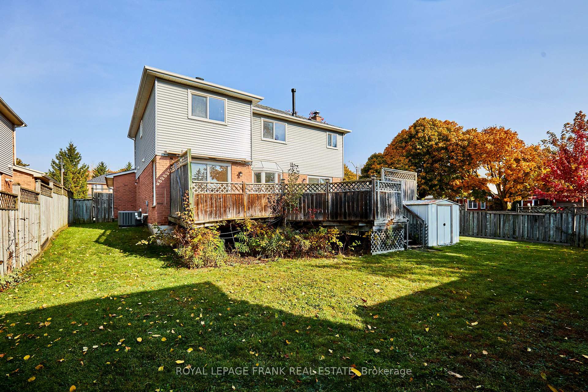 Photo 30 of 920 Royal Orchard Drive, Oshawa, Pinecrest — HOMEH