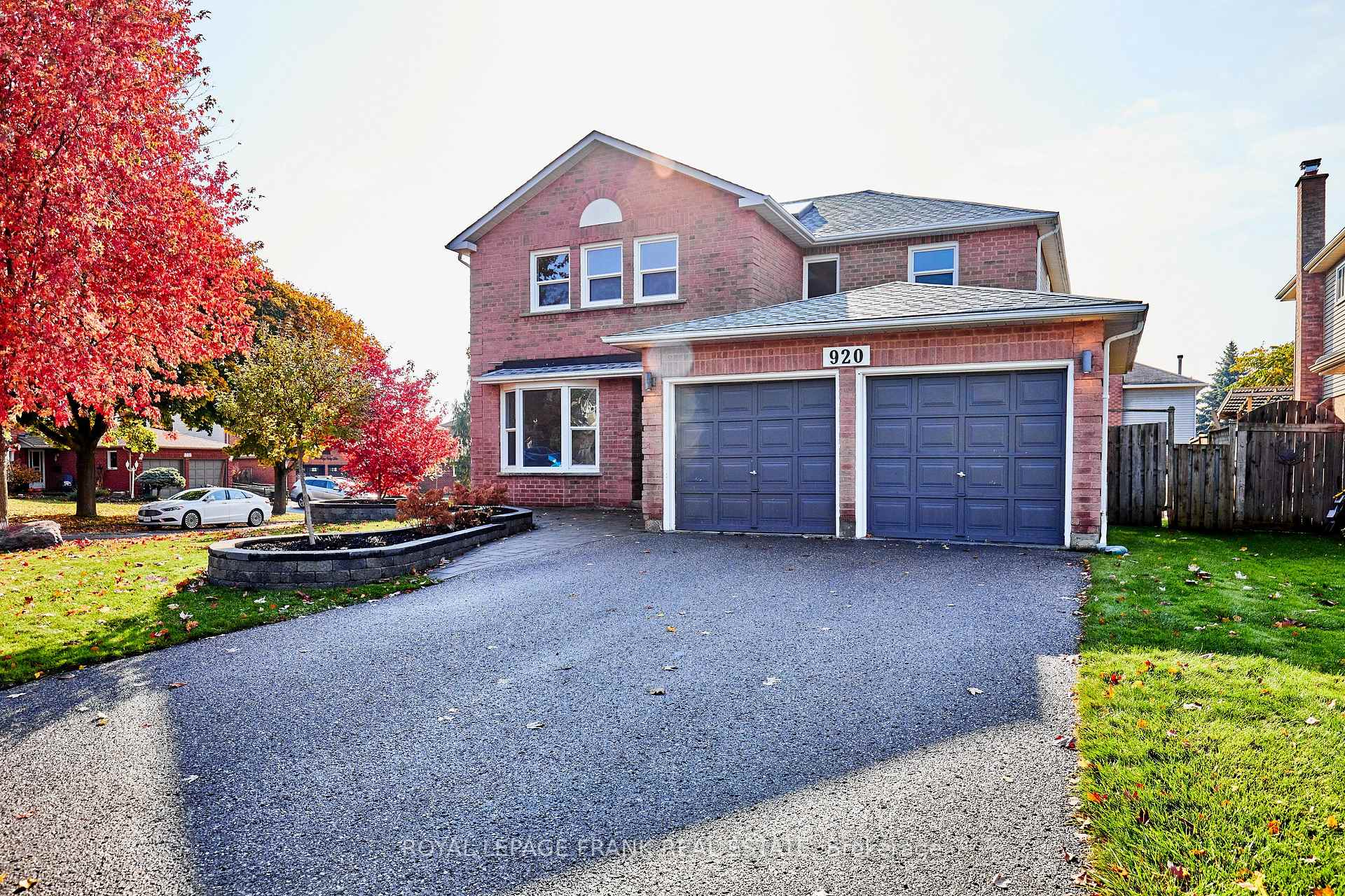 Photo 31 of 920 Royal Orchard Drive, Oshawa, Pinecrest — HOMEH