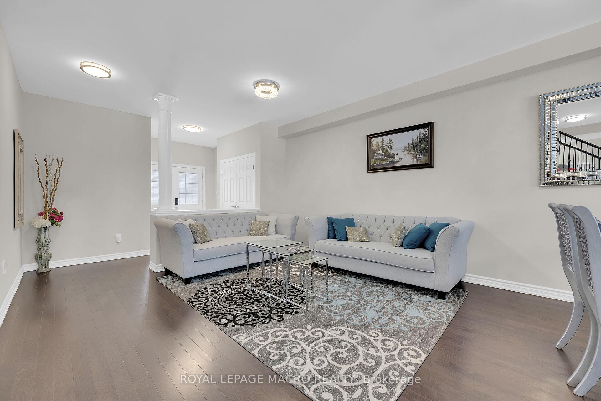Photo 2 of 88 Bellroyal Crescent, Hamilton, Stoney Creek Mountain — HOMEH