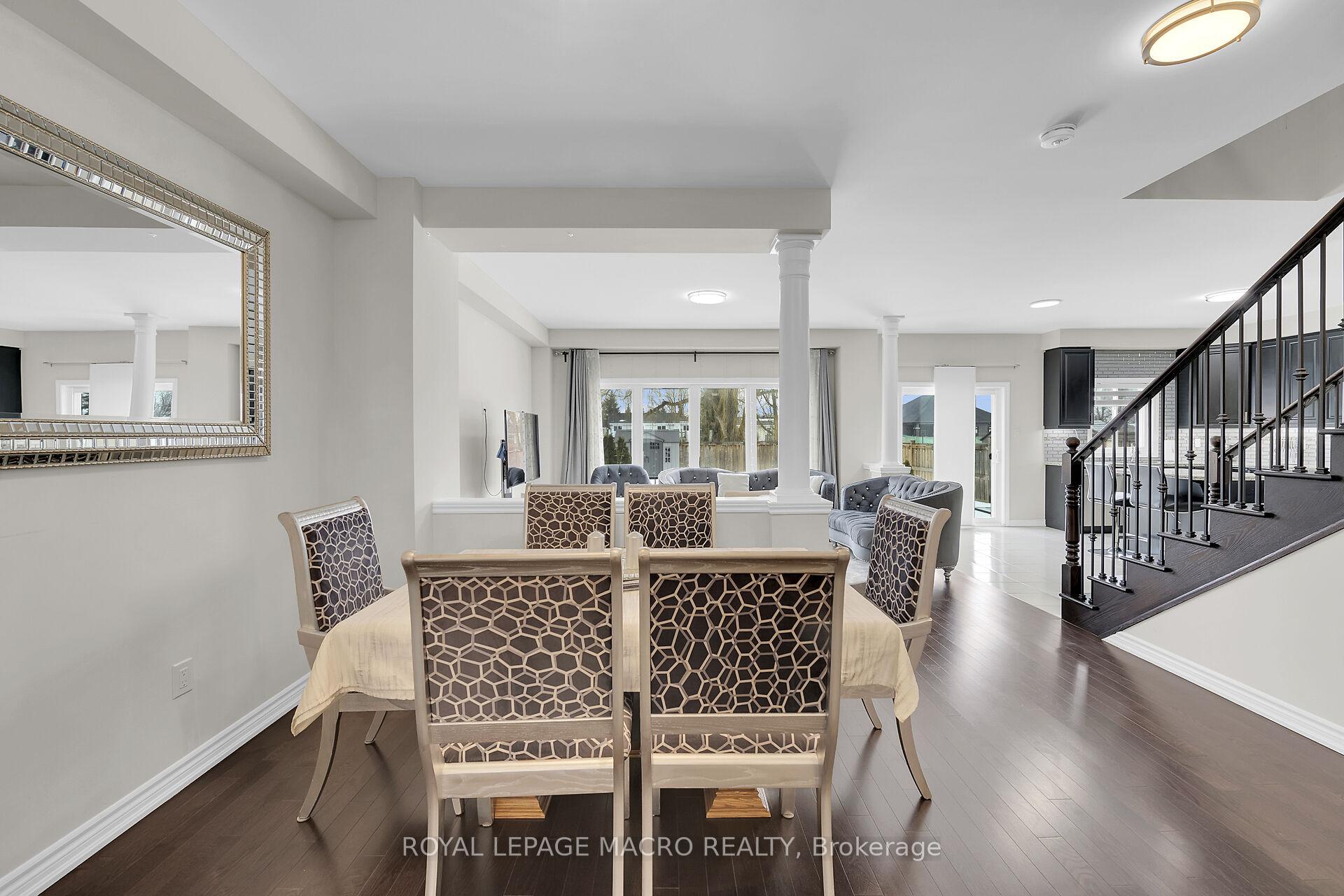 Photo 3 of 88 Bellroyal Crescent, Hamilton, Stoney Creek Mountain — HOMEH
