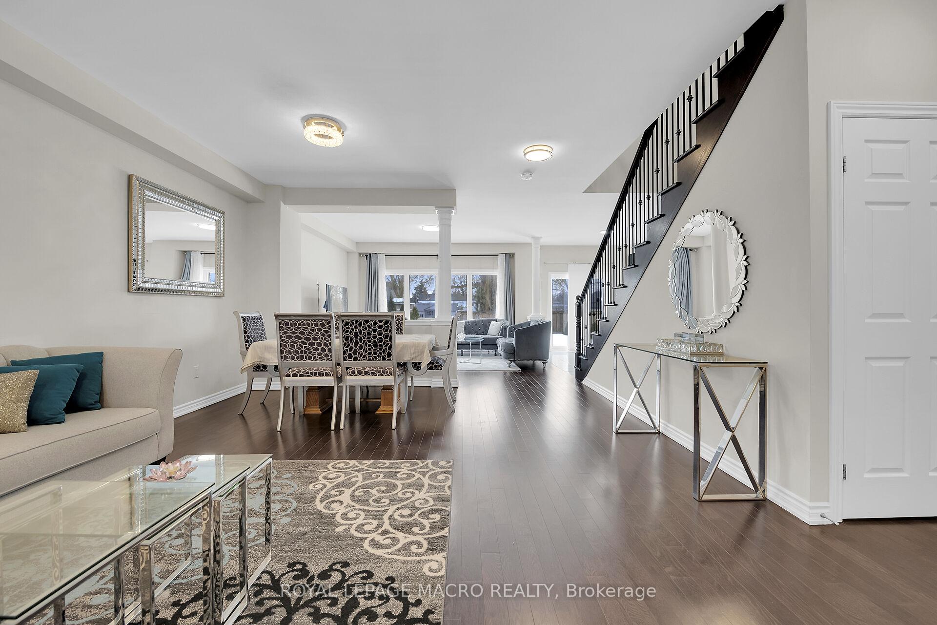 Photo 5 of 88 Bellroyal Crescent, Hamilton, Stoney Creek Mountain — HOMEH