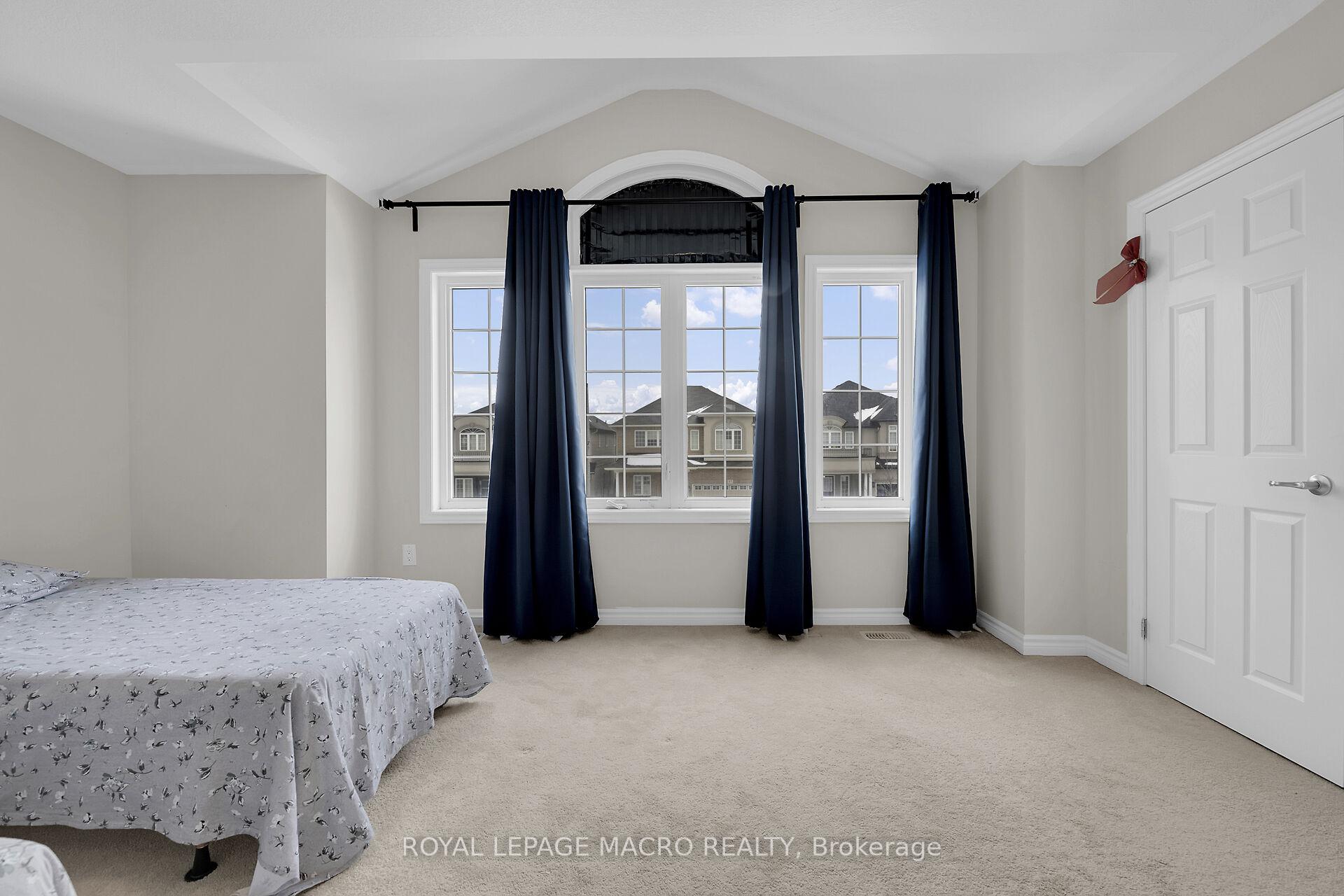 Photo 11 of 88 Bellroyal Crescent, Hamilton, Stoney Creek Mountain — HOMEH