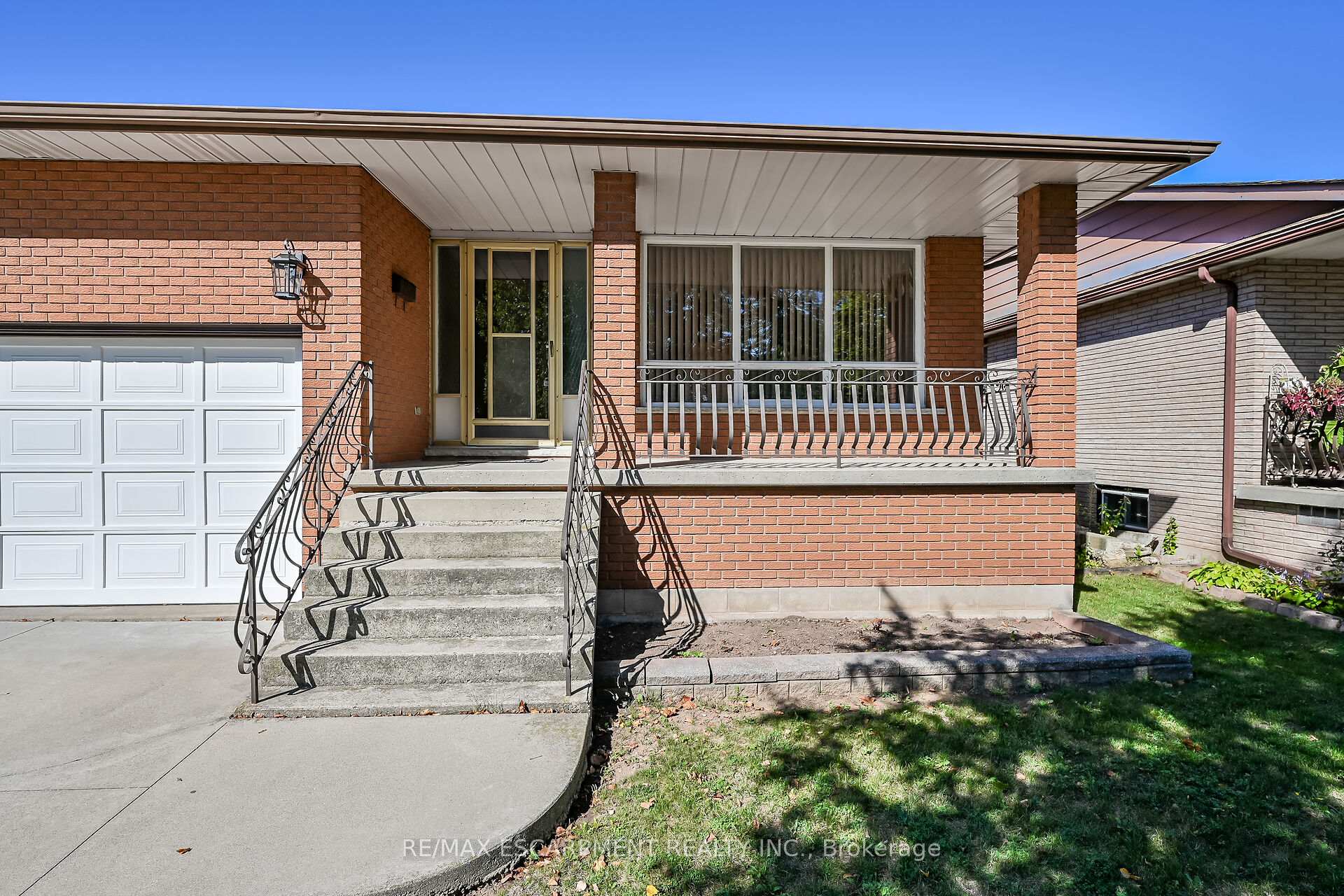 Photo 5 of 65 Ellington Avenue, Hamilton, Stoney Creek — HOMEH