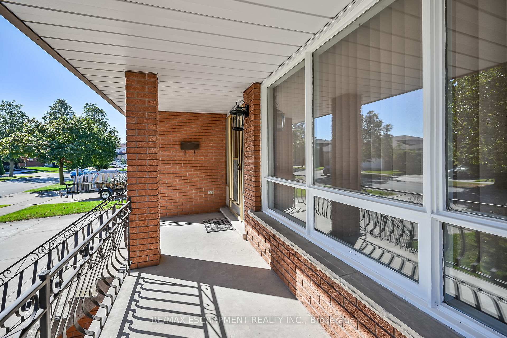 Photo 6 of 65 Ellington Avenue, Hamilton, Stoney Creek — HOMEH