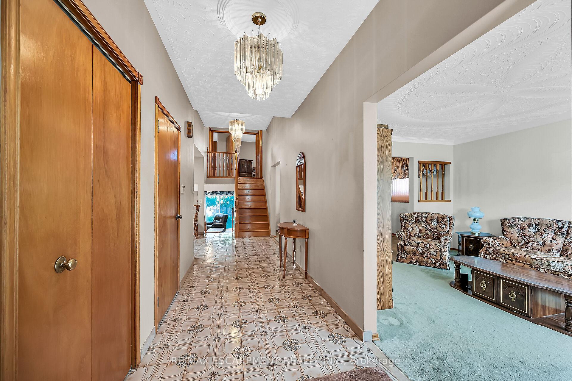 Photo 7 of 65 Ellington Avenue, Hamilton, Stoney Creek — HOMEH