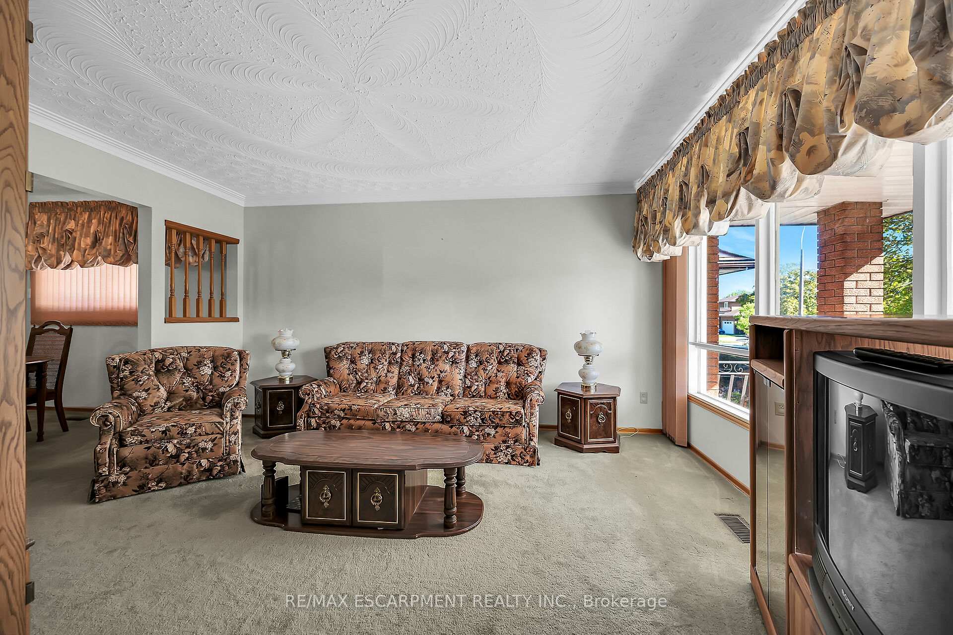Photo 9 of 65 Ellington Avenue, Hamilton, Stoney Creek — HOMEH