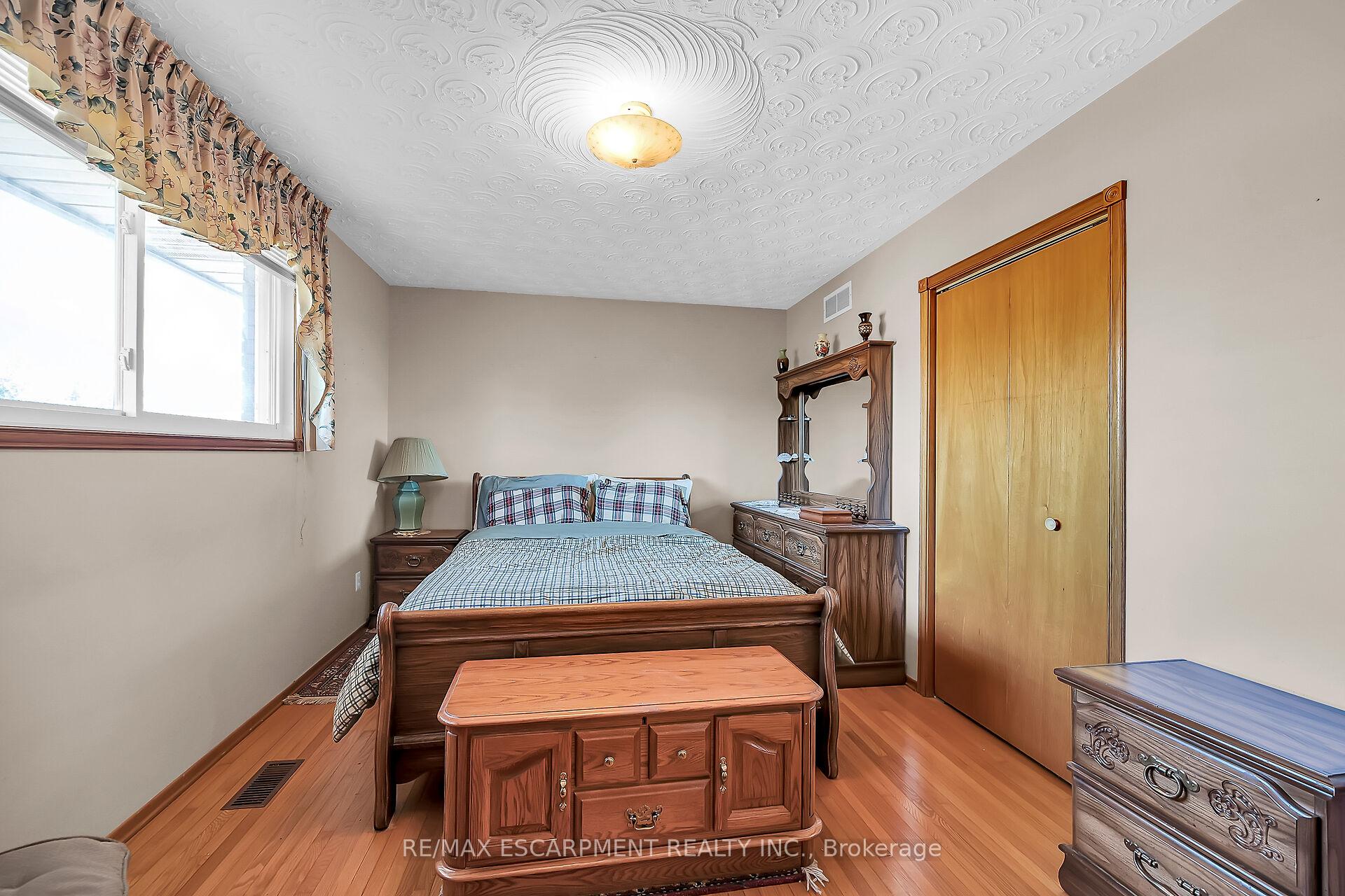 Photo 22 of 65 Ellington Avenue, Hamilton, Stoney Creek — HOMEH