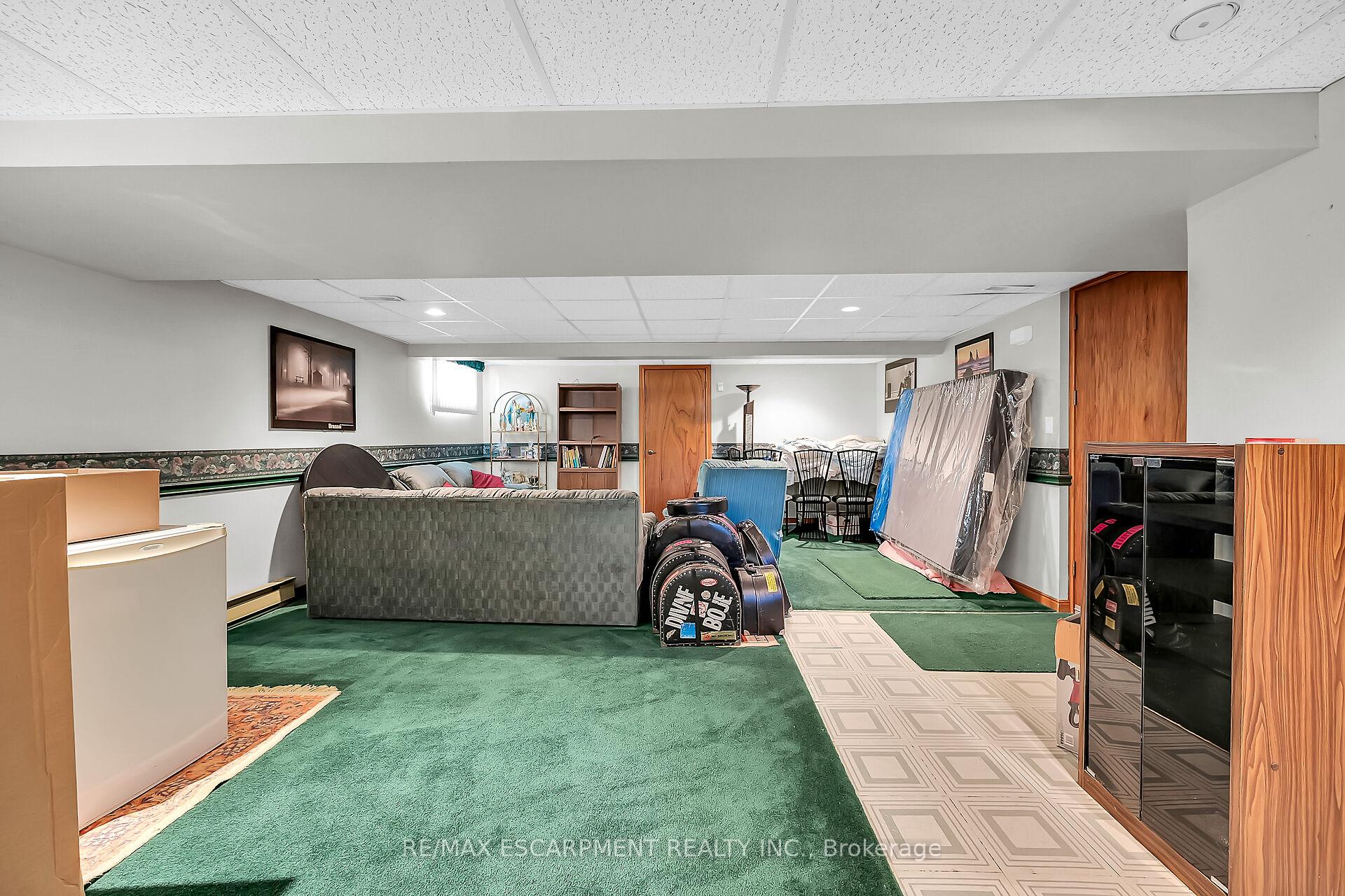 Photo 38 of 65 Ellington Avenue, Hamilton, Stoney Creek — HOMEH