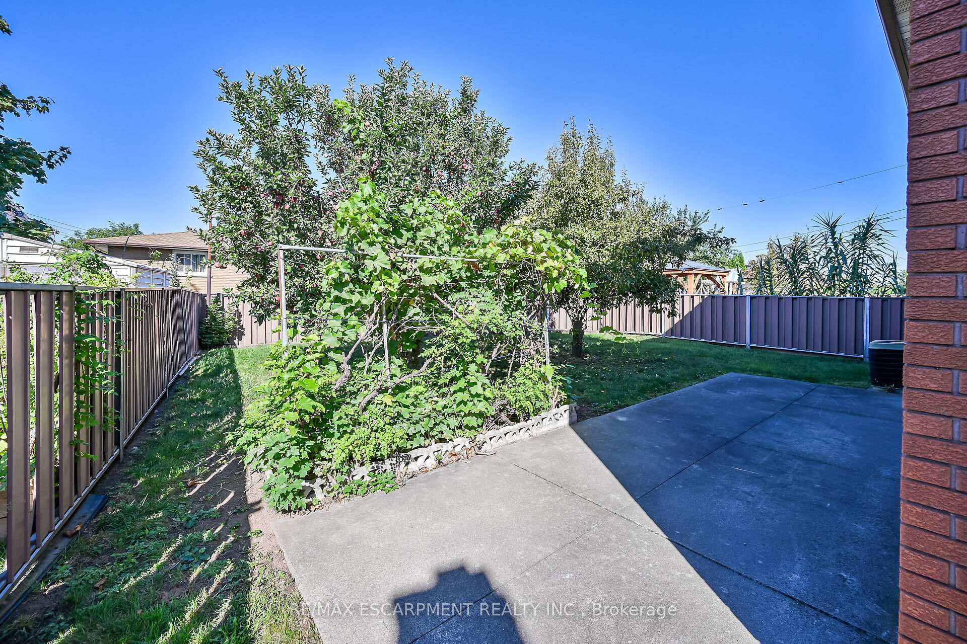Photo 43 of 65 Ellington Avenue, Hamilton, Stoney Creek — HOMEH