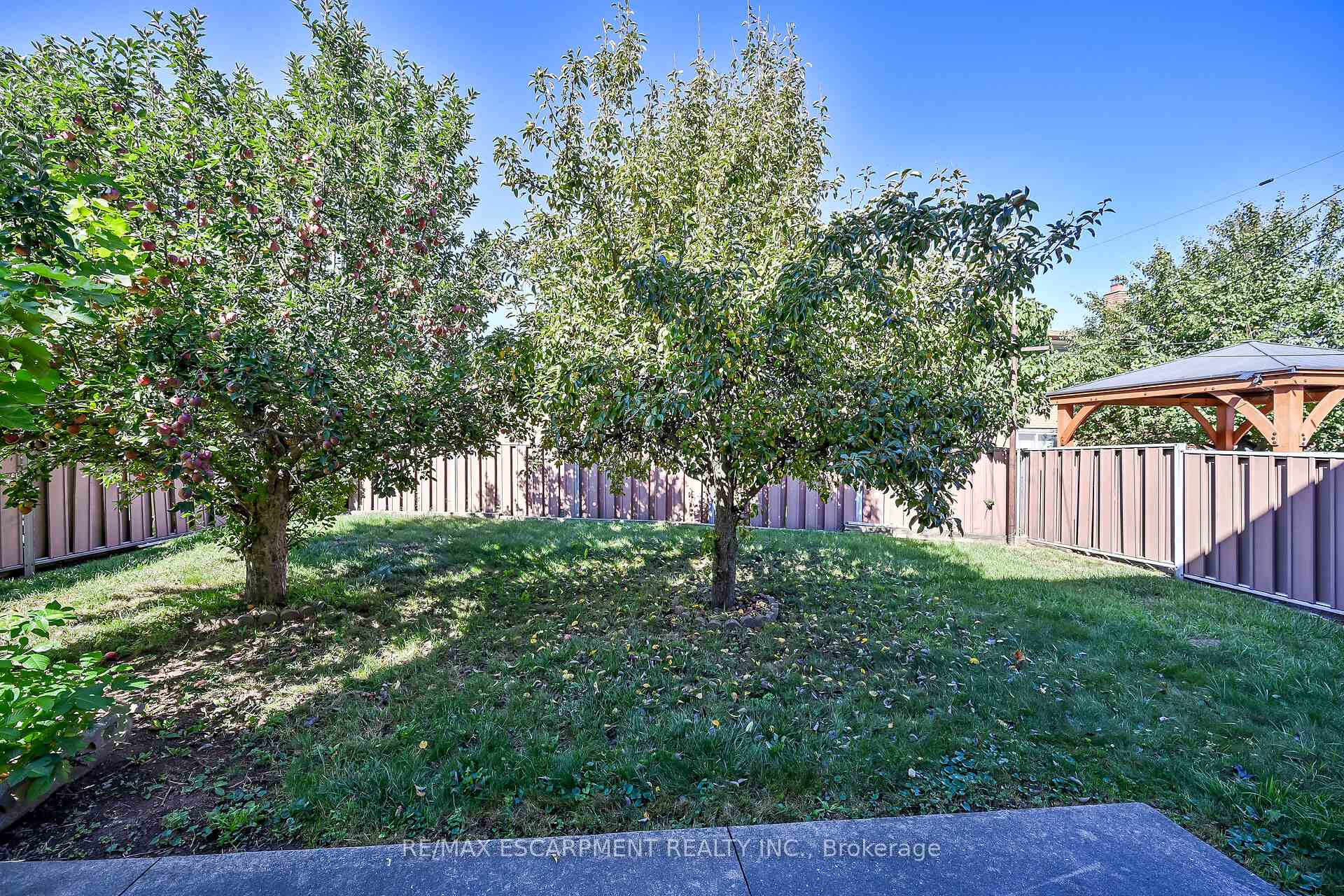 Photo 44 of 65 Ellington Avenue, Hamilton, Stoney Creek — HOMEH