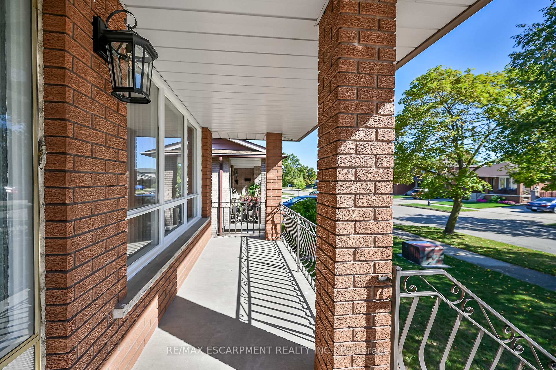 Photo 48 of 65 Ellington Avenue, Hamilton, Stoney Creek — HOMEH