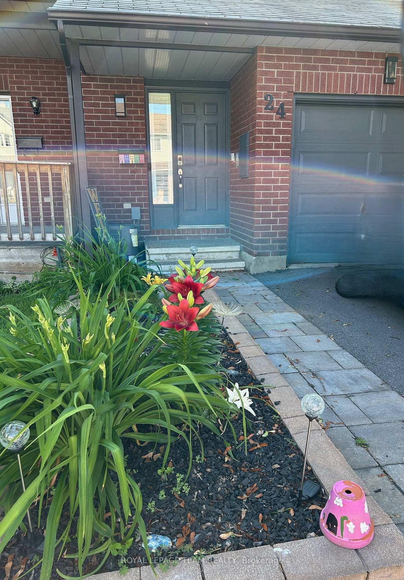 Photo 2 of 24 Armadale Crescent, Ottawa, Barrhaven - Cedargrove/Fraserdale — HOMEH