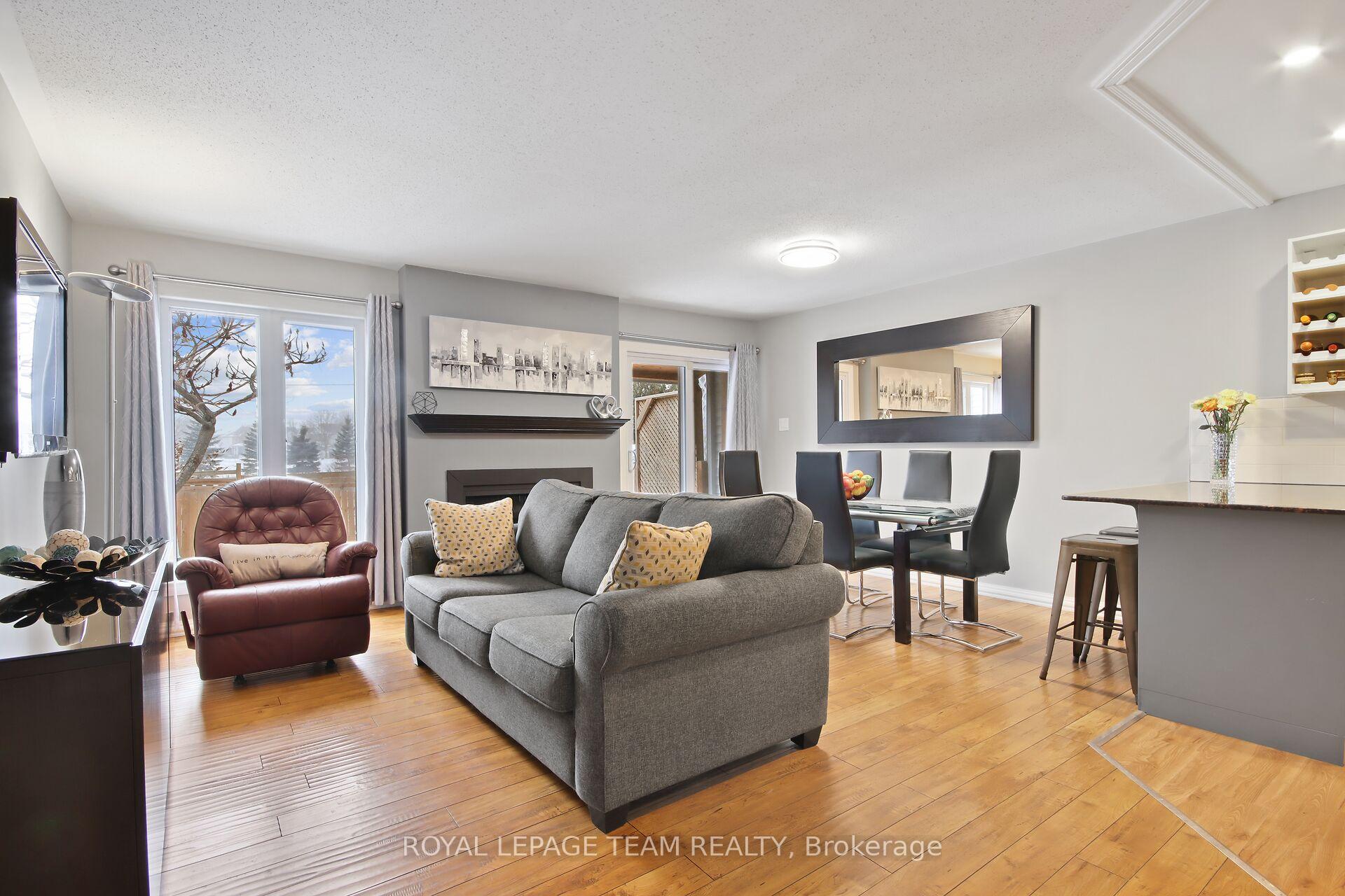 Photo 7 of 24 Armadale Crescent, Ottawa, Barrhaven - Cedargrove/Fraserdale — HOMEH
