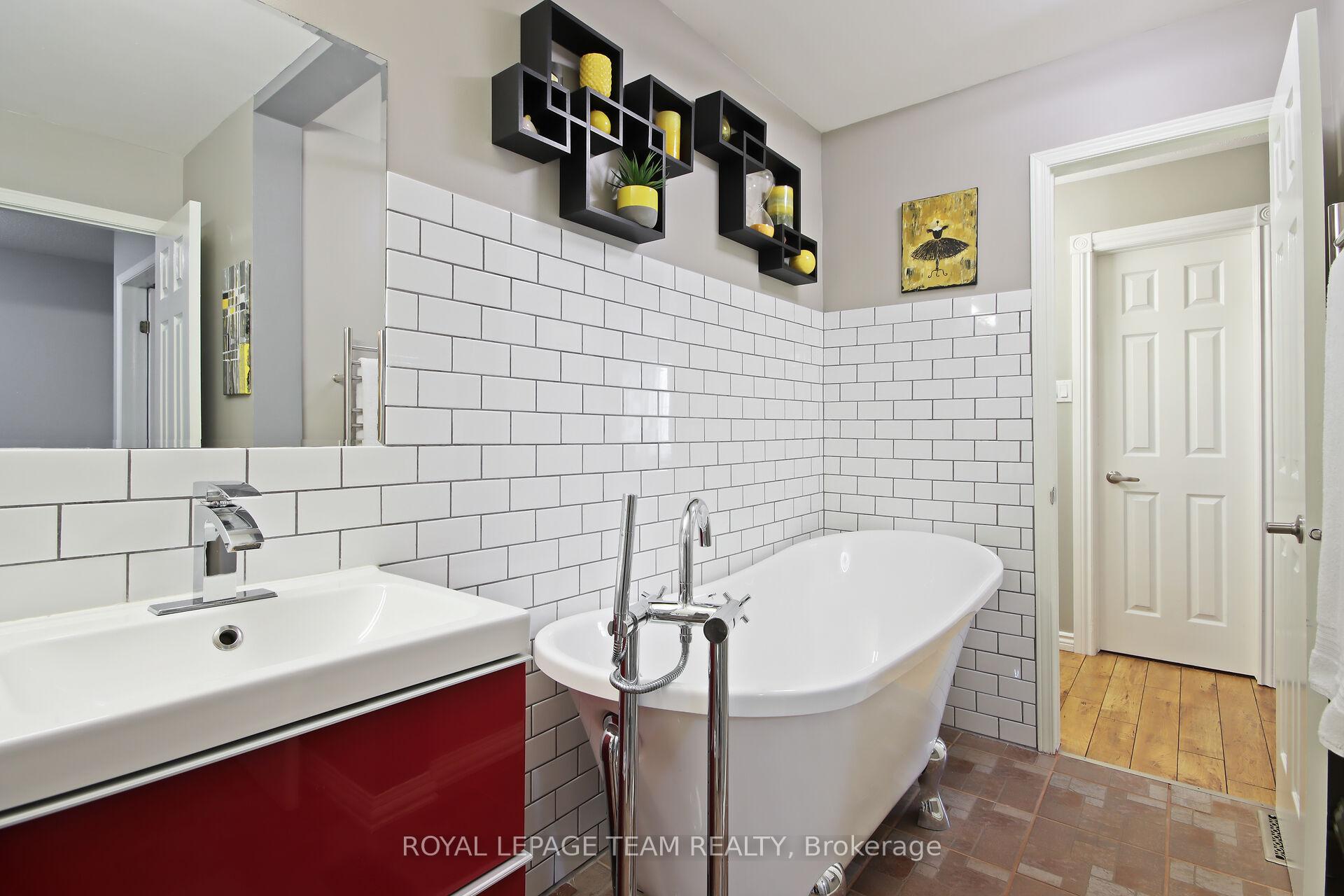 Photo 23 of 24 Armadale Crescent, Ottawa, Barrhaven - Cedargrove/Fraserdale — HOMEH