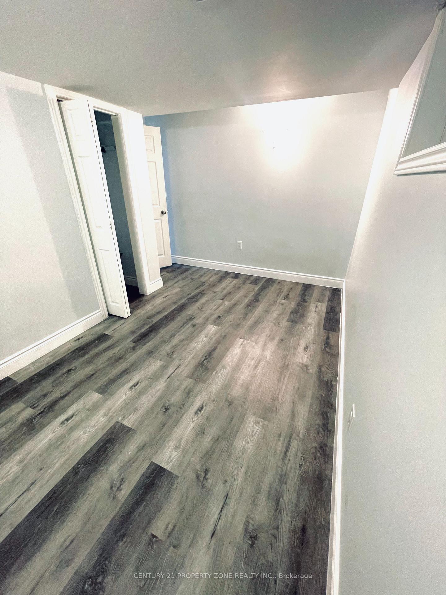 Photo 4 of Unit Basement, 117 Harold Street, Brampton, Brampton South — HOMEH