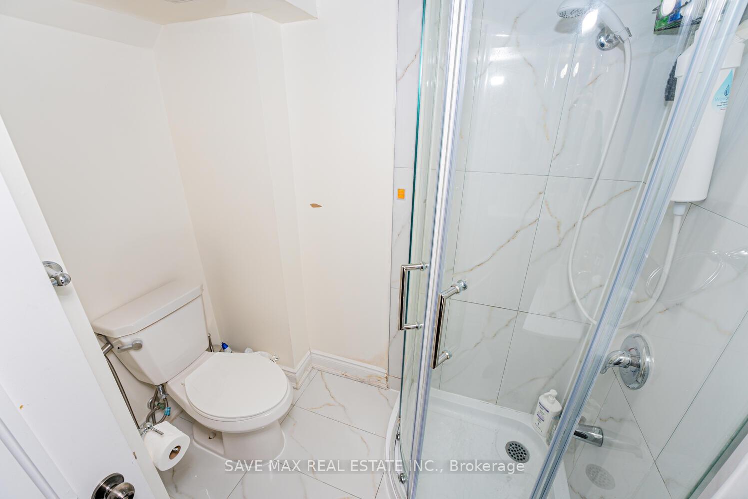 Photo 9 of Unit Basement, 20 Desert Garden Drive, Brampton, Northwest Brampton — HOMEH