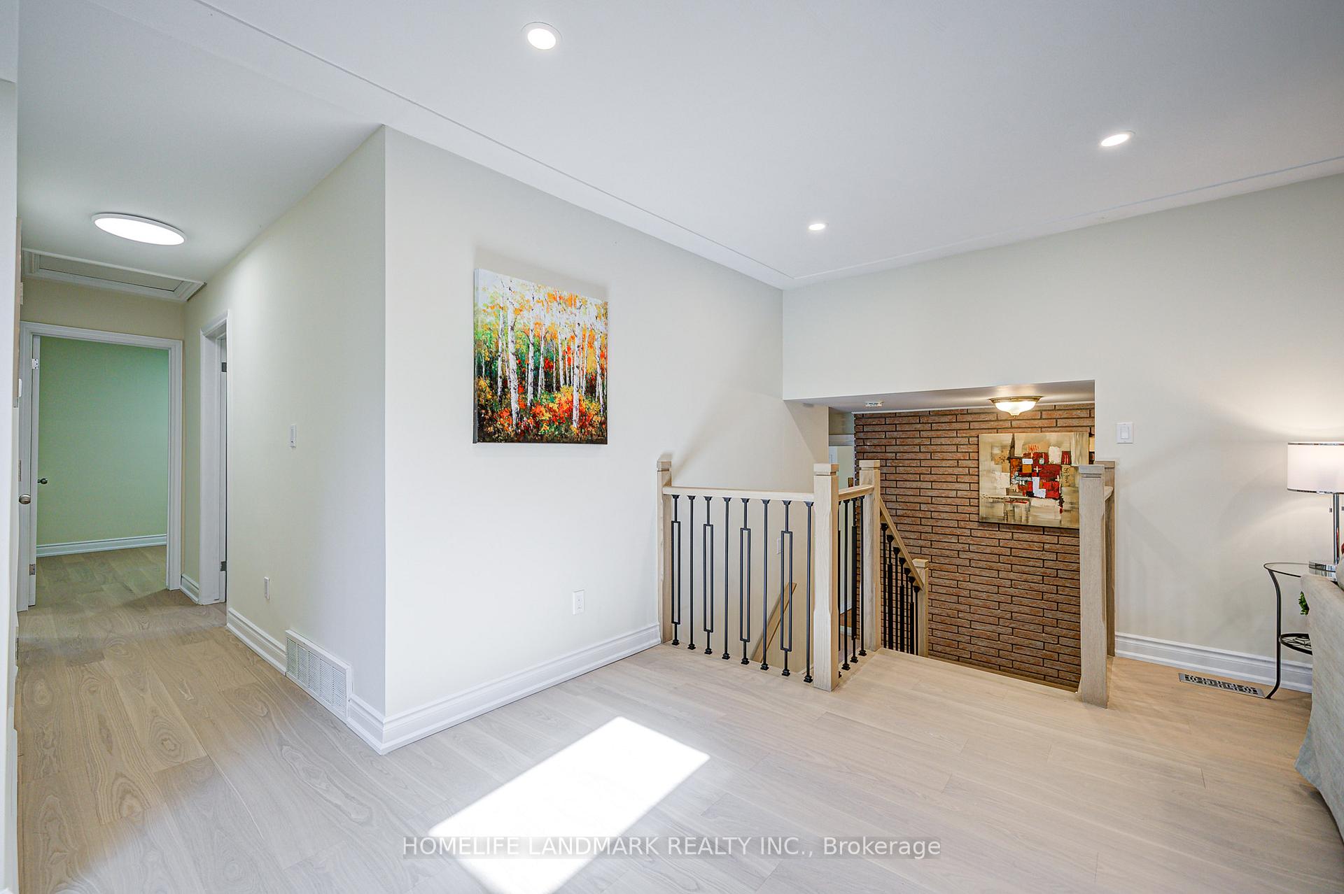 Photo 6 of 19 Sheldon Street, Hamilton, Dundas — HOMEH