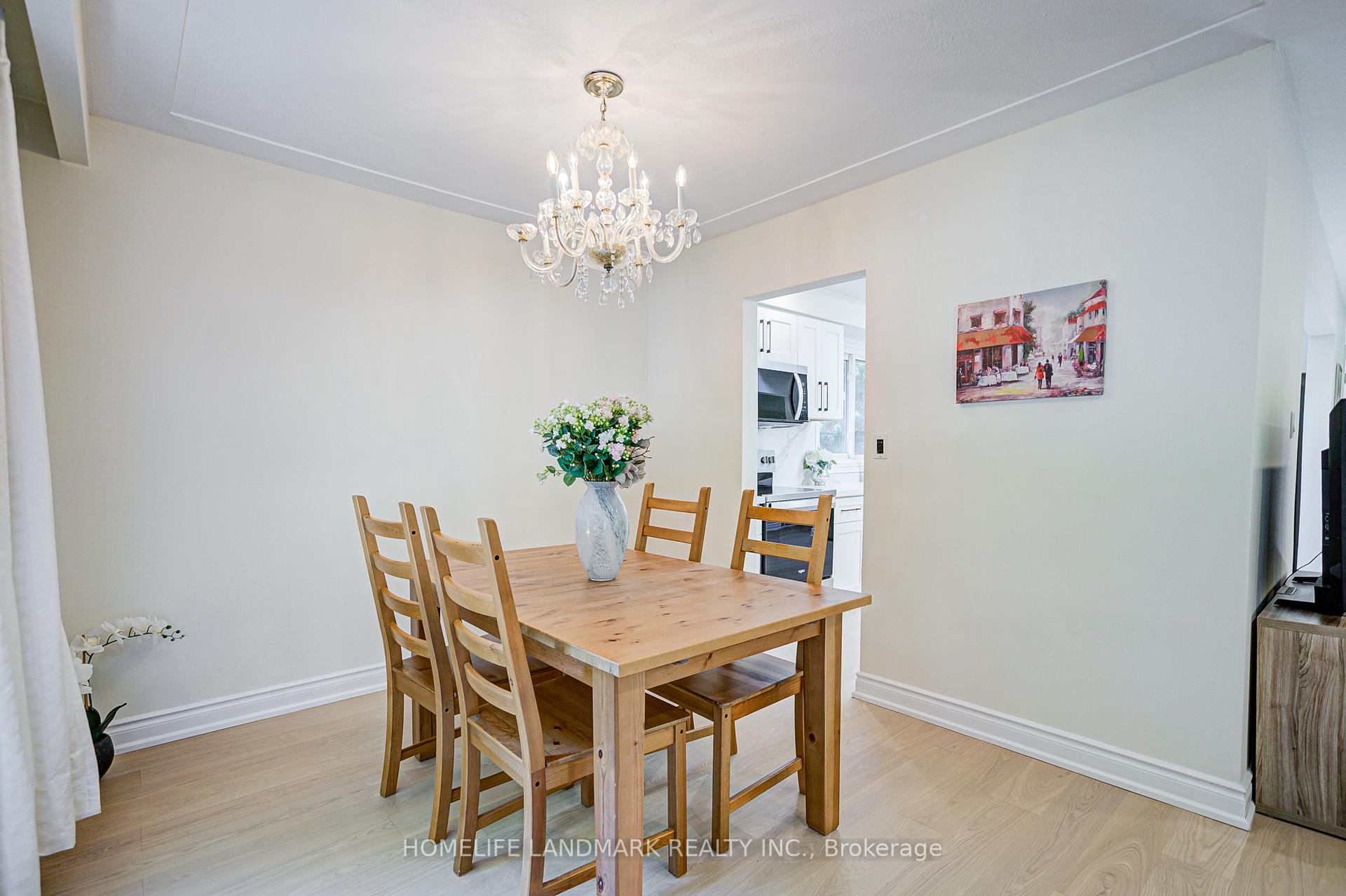 Photo 10 of 19 Sheldon Street, Hamilton, Dundas — HOMEH