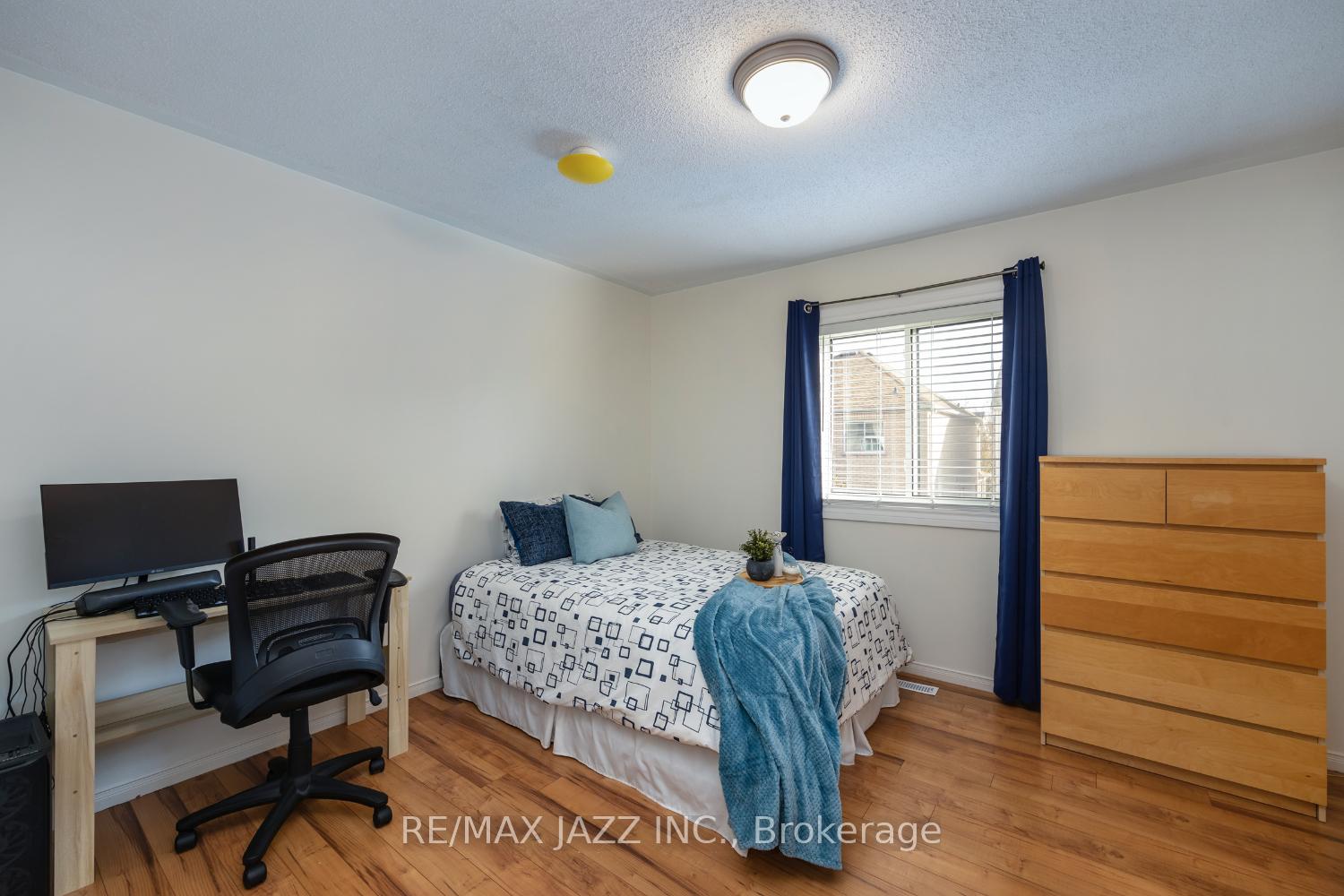 Photo 20 of 1384 Lyncroft Crescent, Oshawa, Taunton — HOMEH