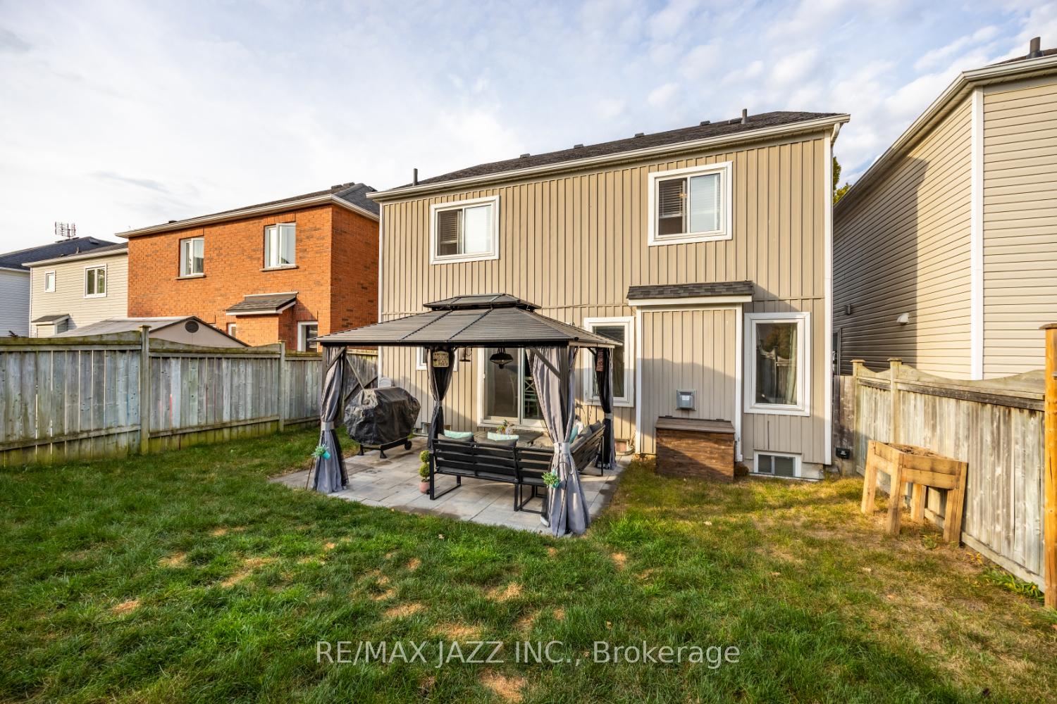Photo 32 of 1384 Lyncroft Crescent, Oshawa, Taunton — HOMEH