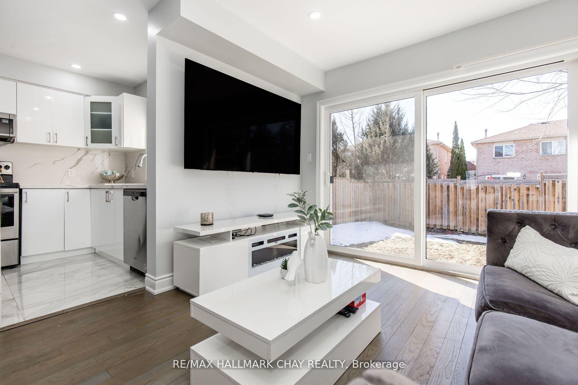 Photo 11 of 112 Sydenham Wells, Barrie, Georgian Drive — HOMEH