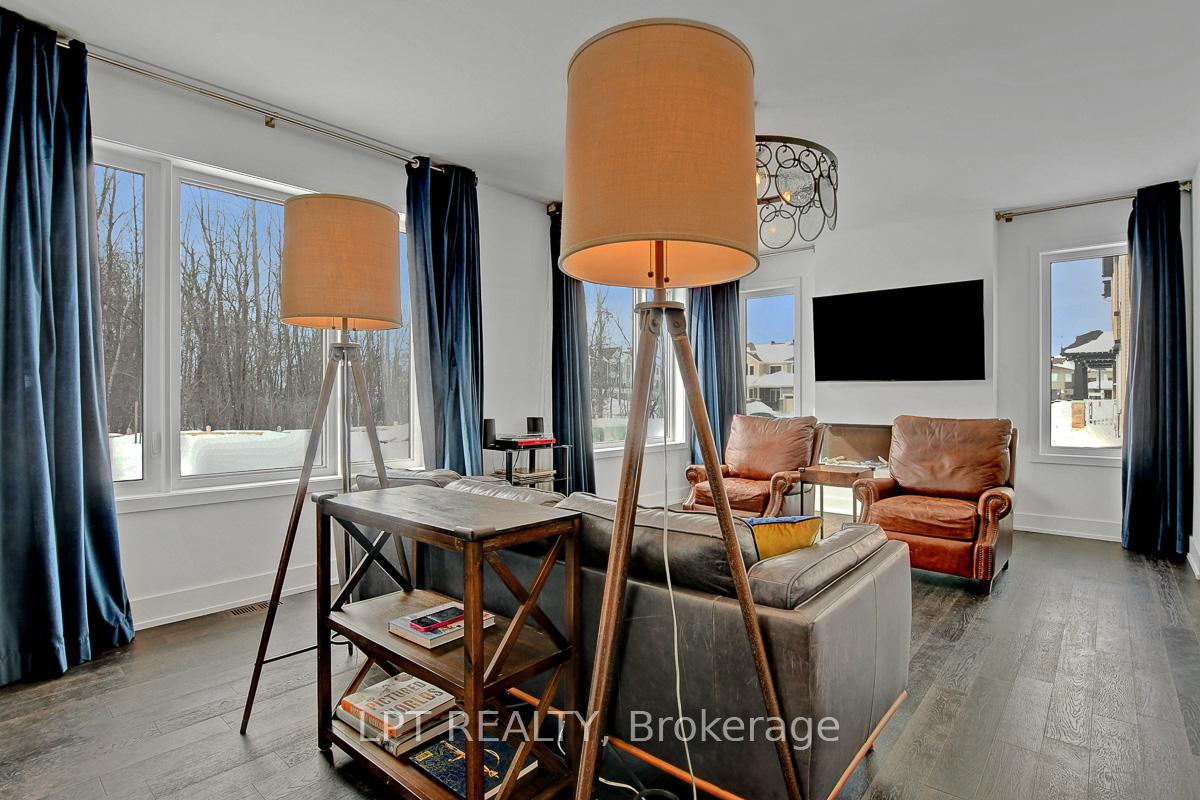 Photo 6 of 2441 Watercolours Way, Ottawa, Barrhaven - Half Moon Bay — HOMEH
