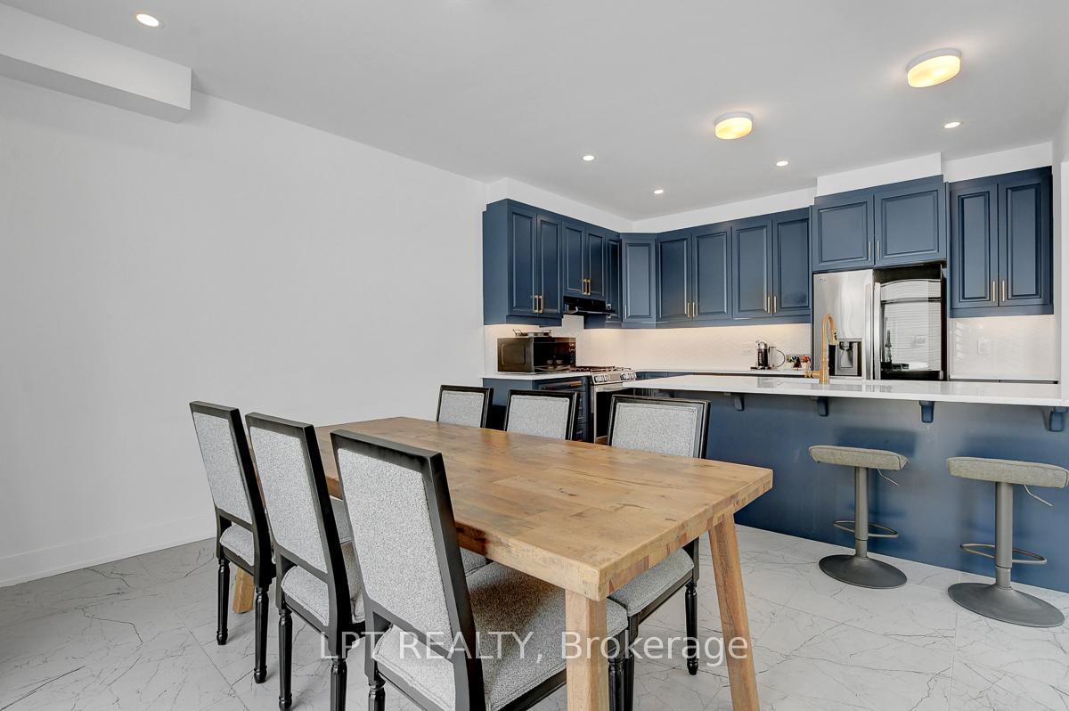 Photo 14 of 2441 Watercolours Way, Ottawa, Barrhaven - Half Moon Bay — HOMEH