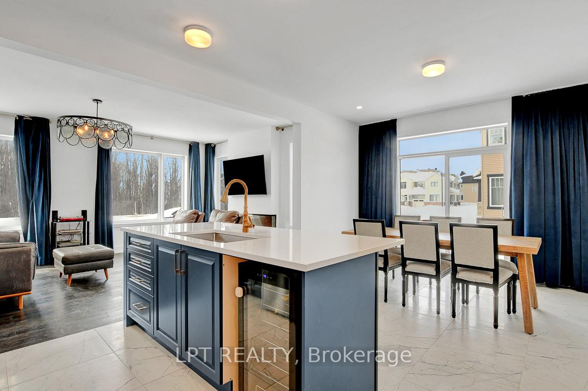 Photo 17 of 2441 Watercolours Way, Ottawa, Barrhaven - Half Moon Bay — HOMEH